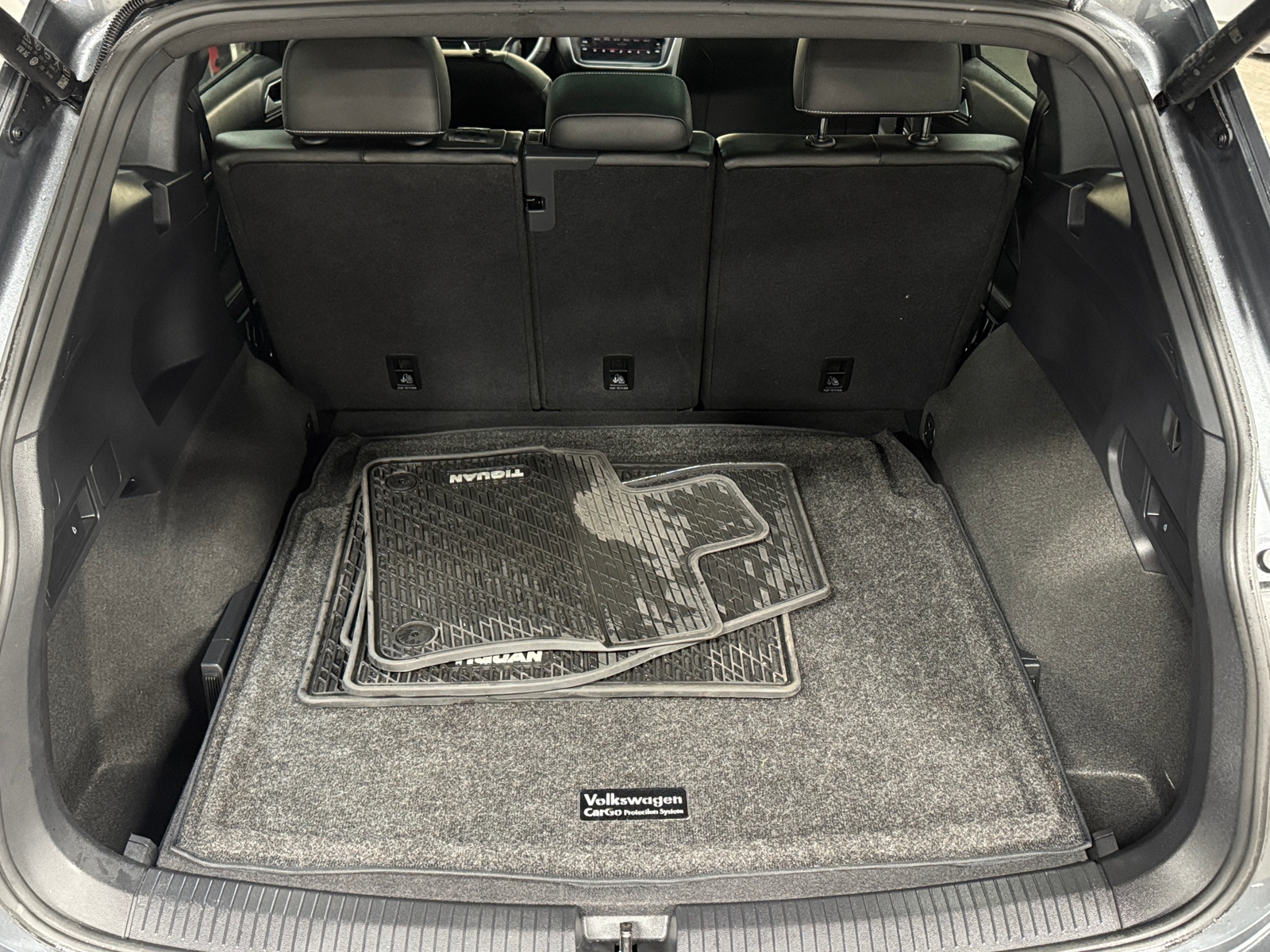 Thumbnail: 2024 Volkswagen Tiguan - 6