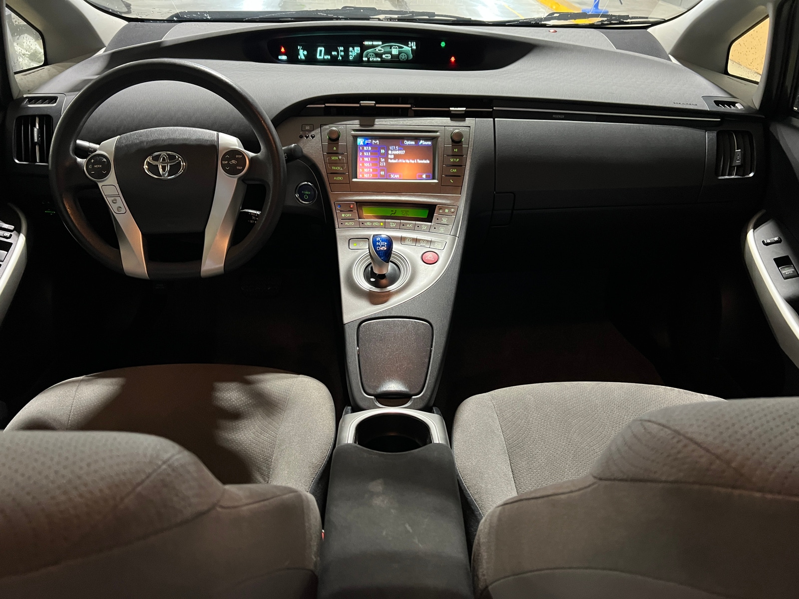 Thumbnail: 2015 Toyota Prius - 3