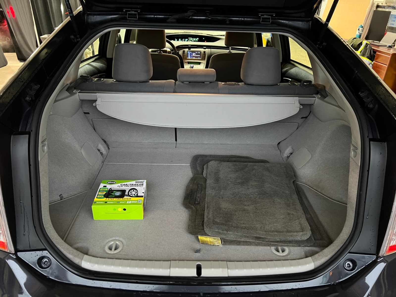 Thumbnail: 2015 Toyota Prius - 7