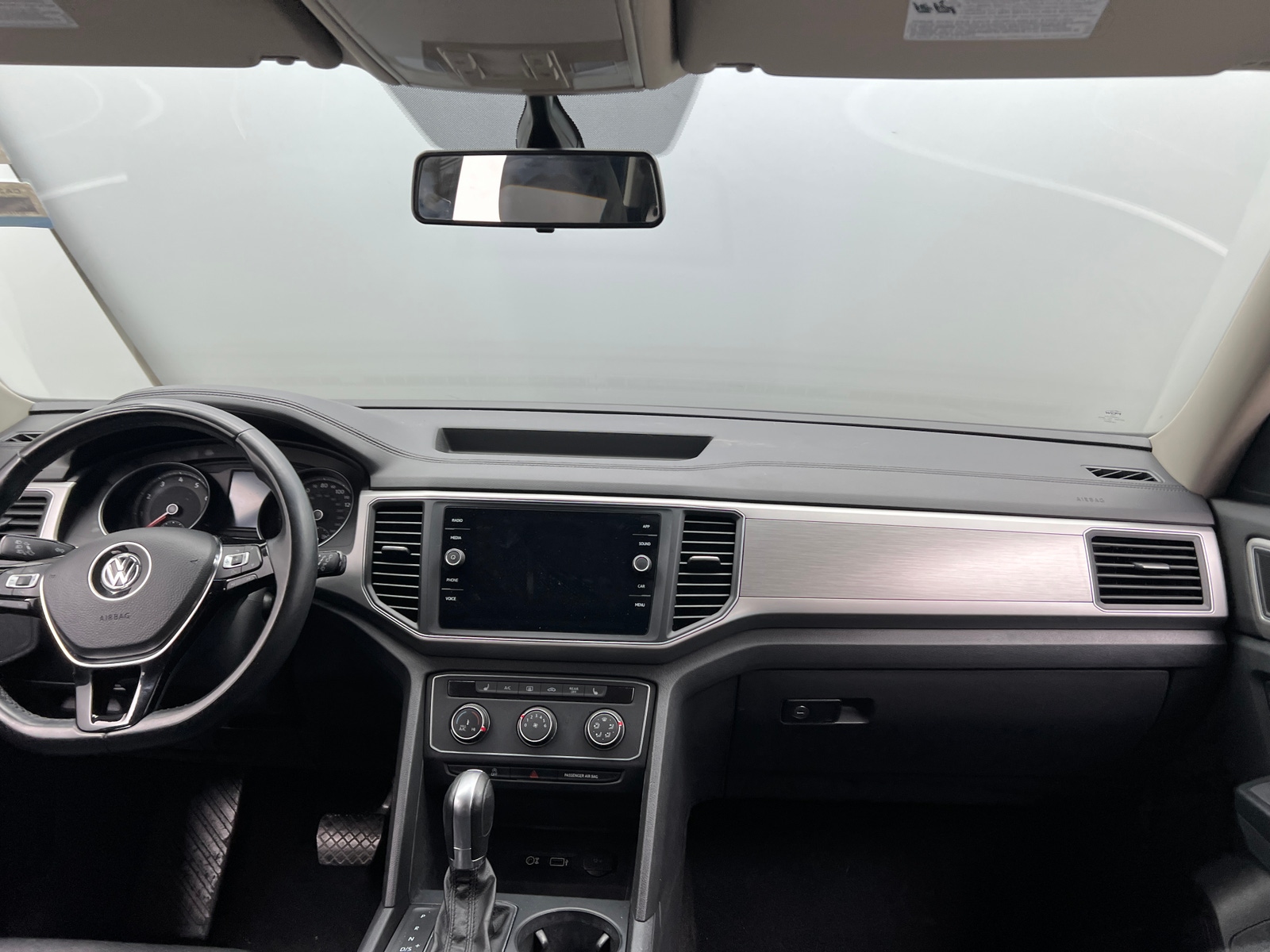 Thumbnail: 2018 Volkswagen Atlas - 2
