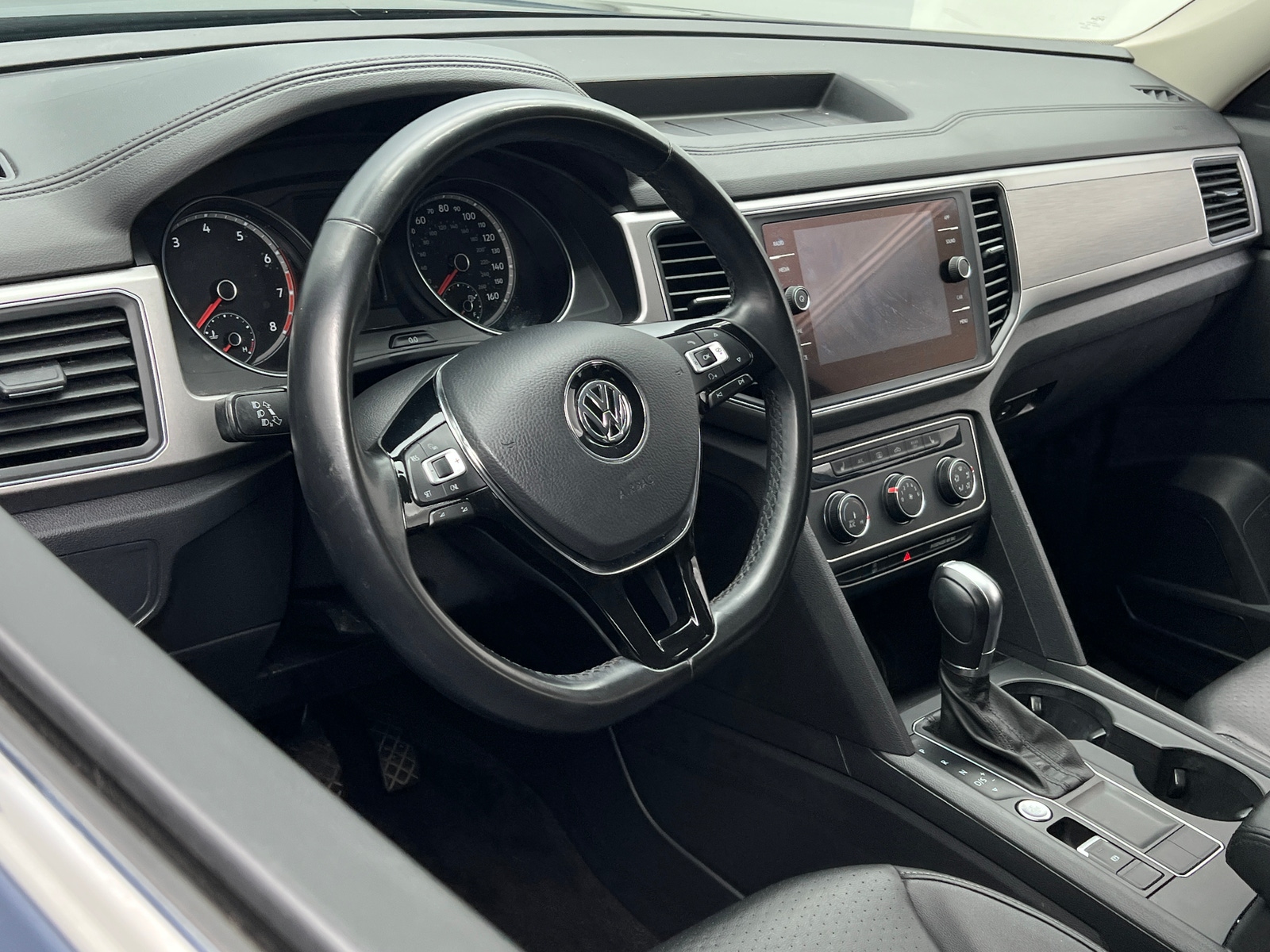 Thumbnail: 2018 Volkswagen Atlas - 4
