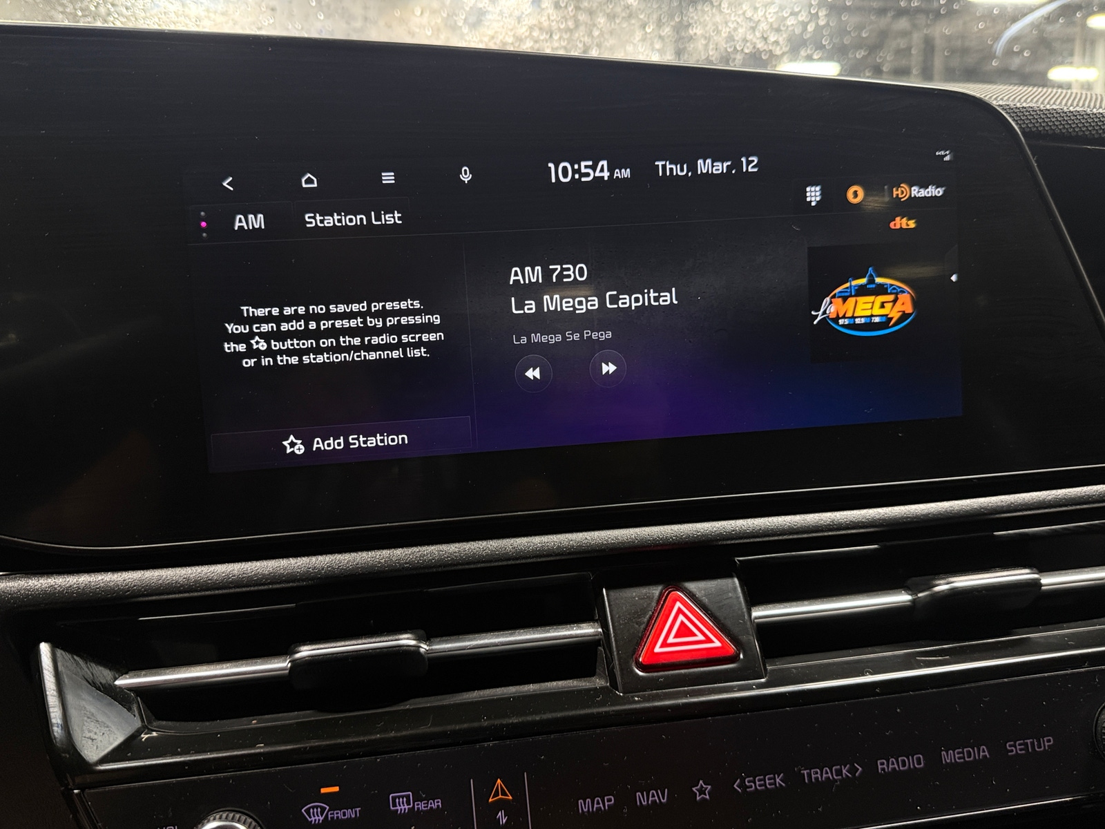 Thumbnail: 2023 Kia Niro - 4