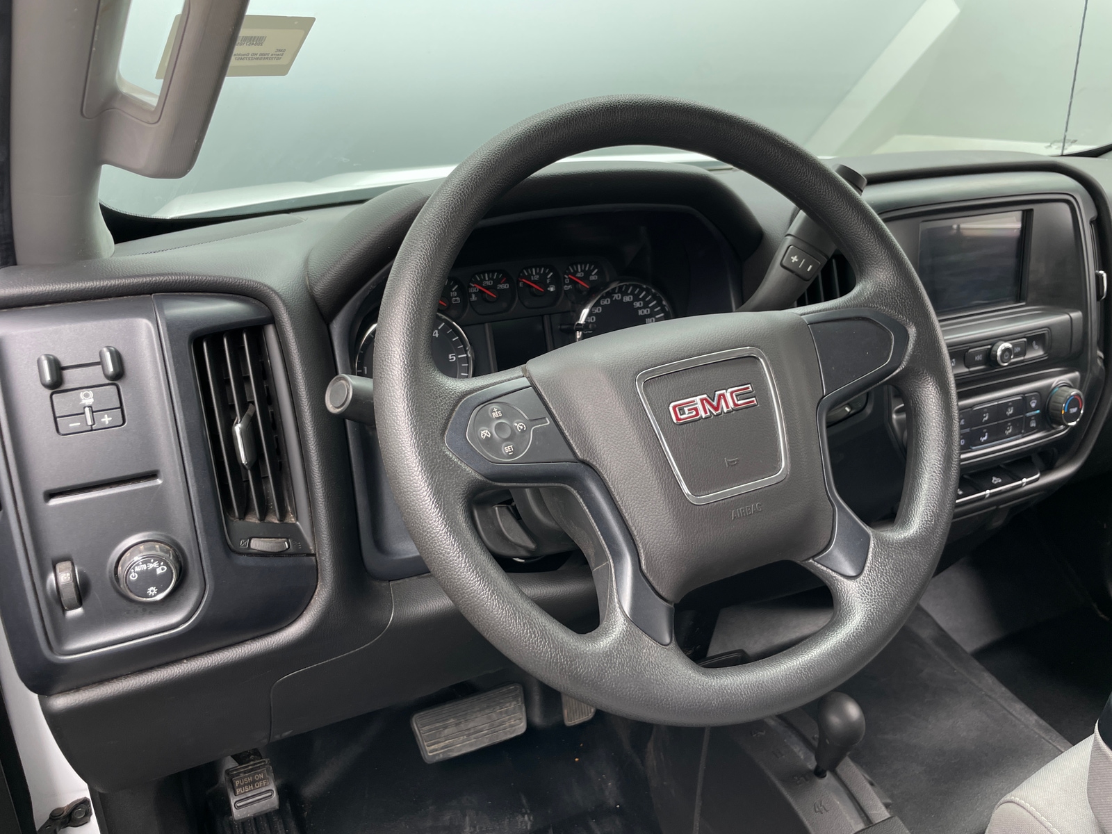 Thumbnail: 2017 GMC Sierra 2500 - 5