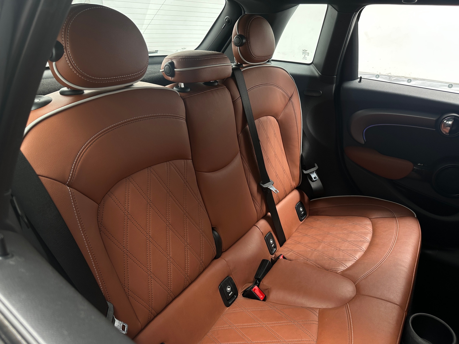 Thumbnail: 2022 MINI Cooper Hardtop - 5