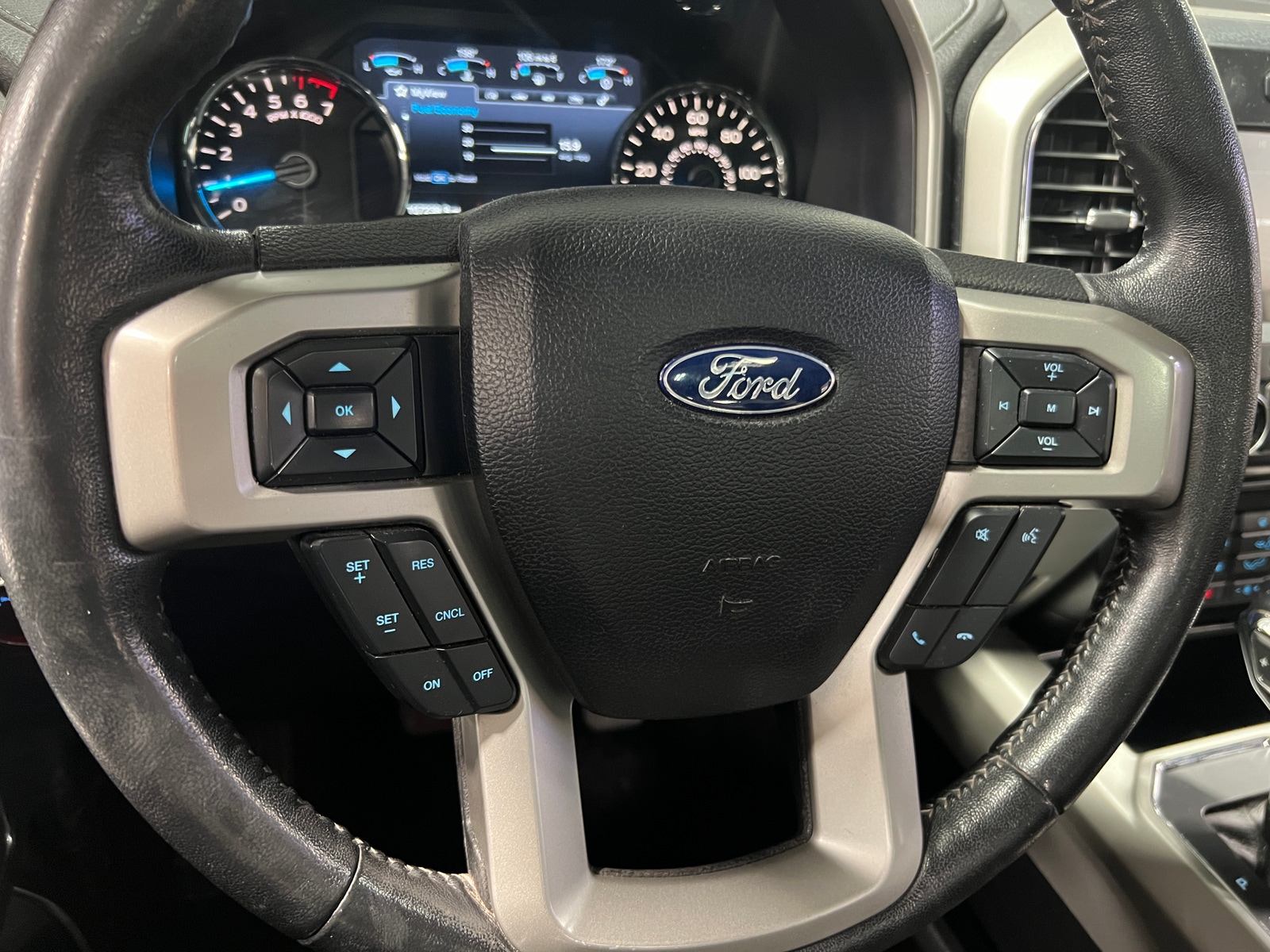 Thumbnail: 2017 Ford Econoline - 4