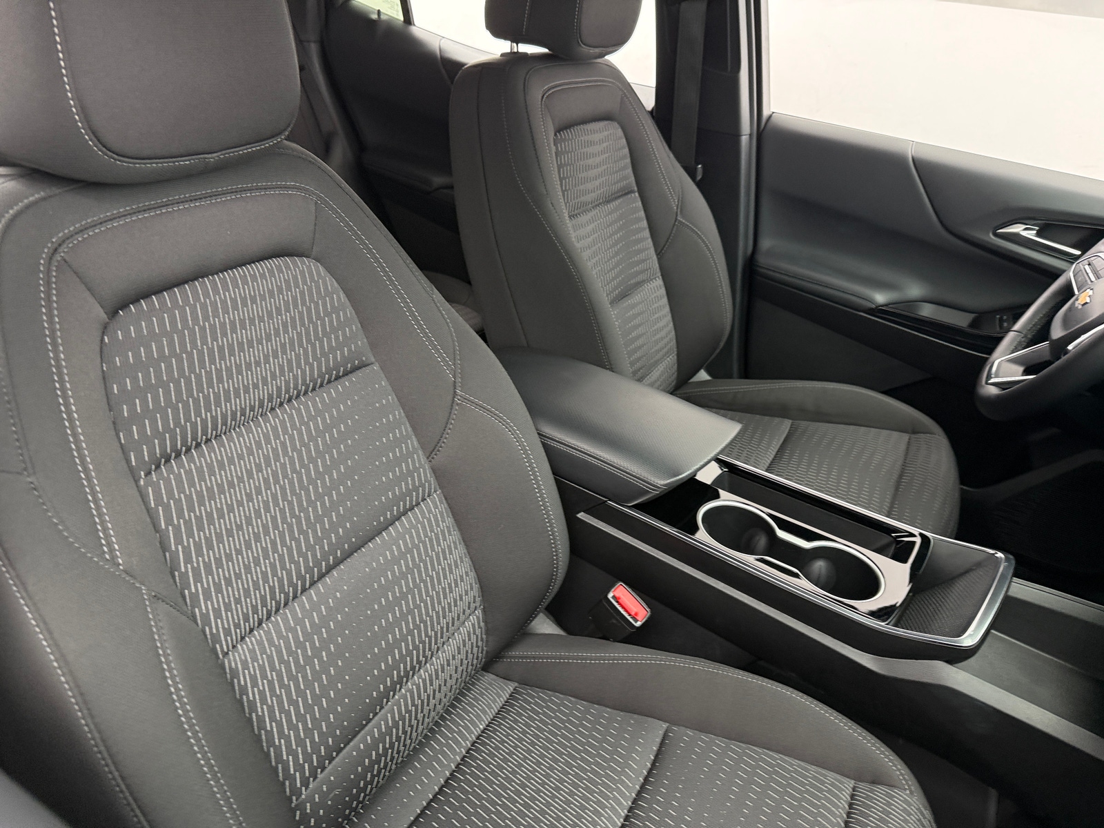 Thumbnail: 2025 Chevrolet Equinox - 2