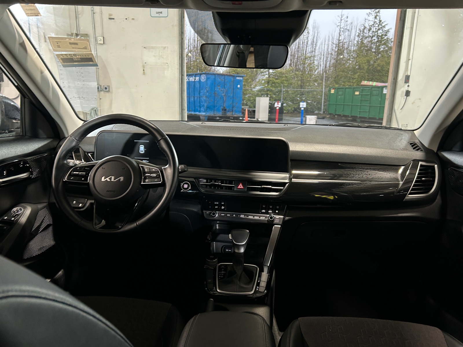 Thumbnail: 2025 Kia Seltos - 3