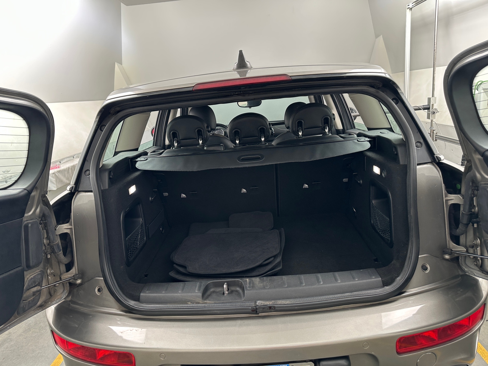 Thumbnail: 2016 MINI Cooper Clubman - 6