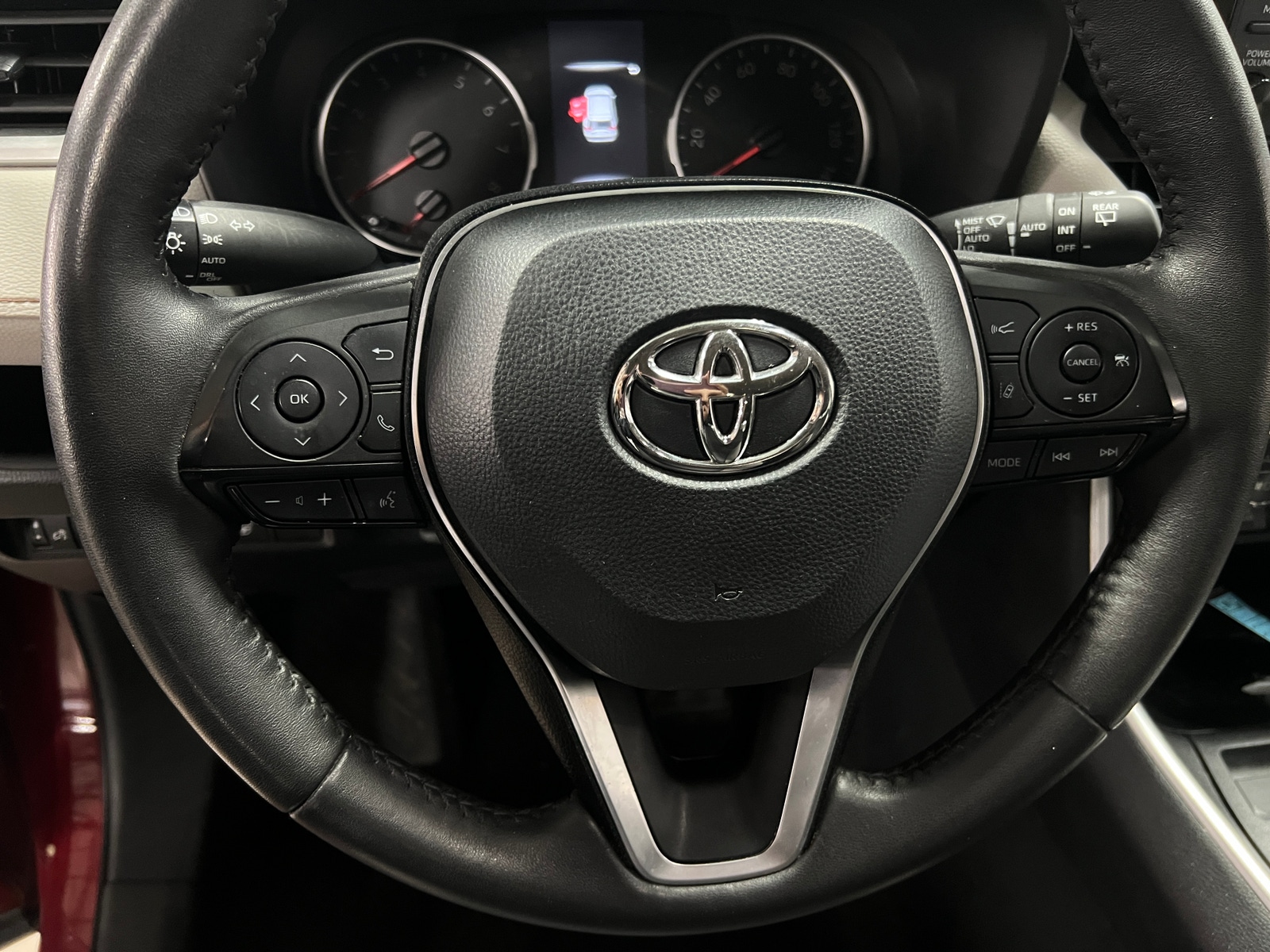 Thumbnail: 2022 Toyota RAV4 - 5