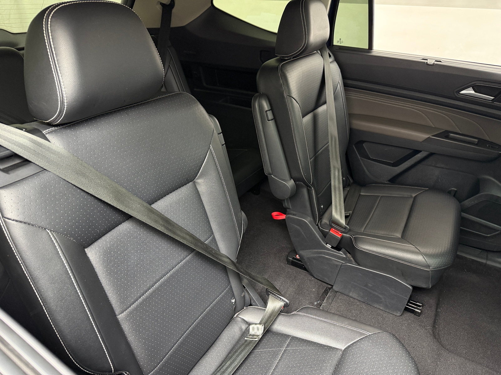 Thumbnail: 2022 Volkswagen Atlas - 5