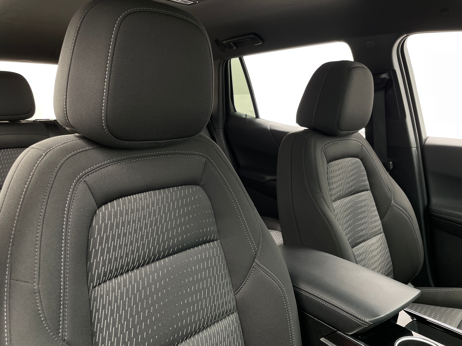 Thumbnail: 2025 Chevrolet Equinox - 2