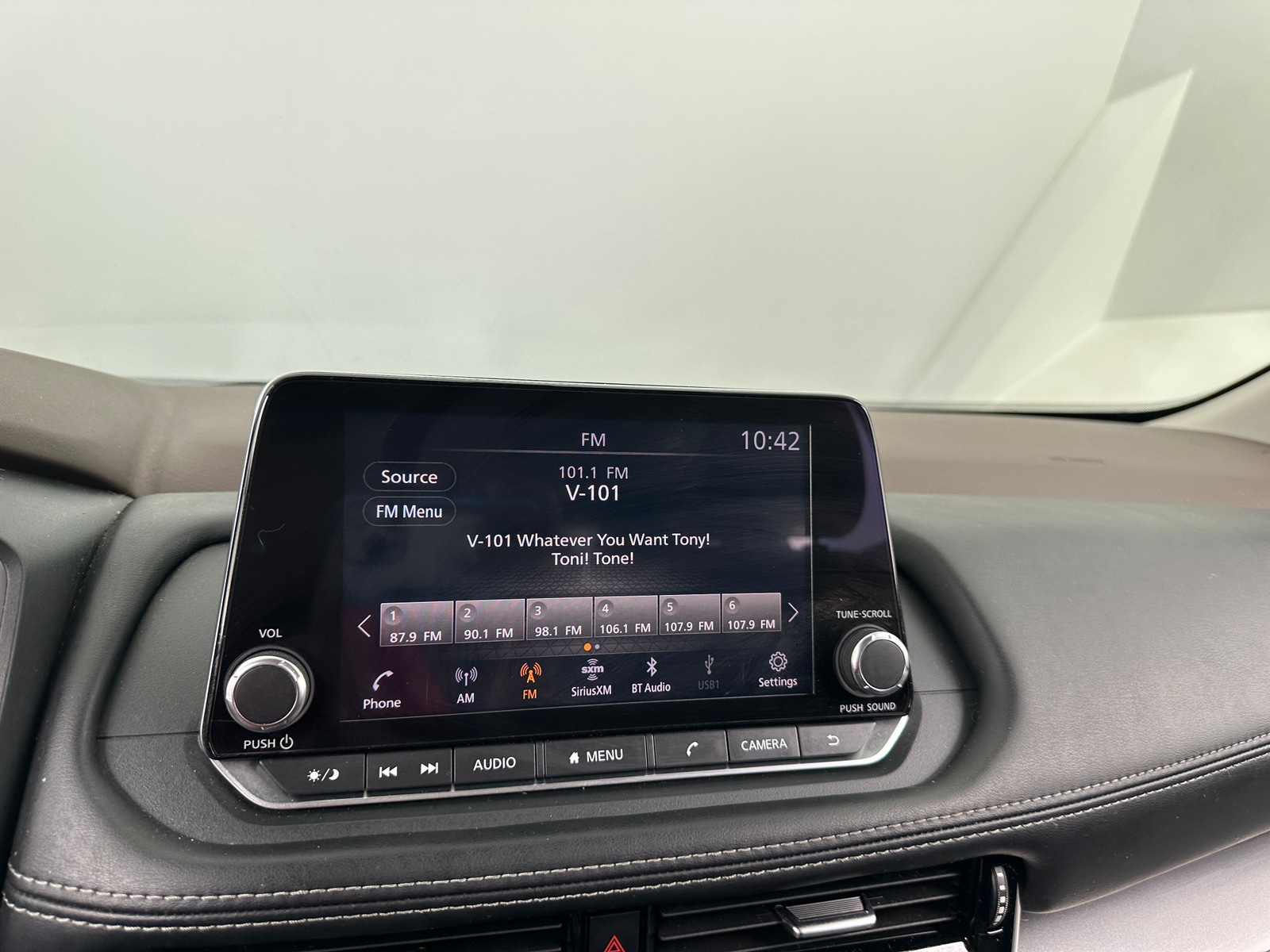 Thumbnail: 2022 Nissan Rogue - 4