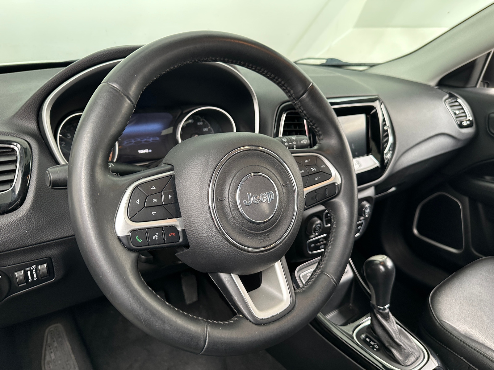 Thumbnail: 2018 Jeep Compass - 4