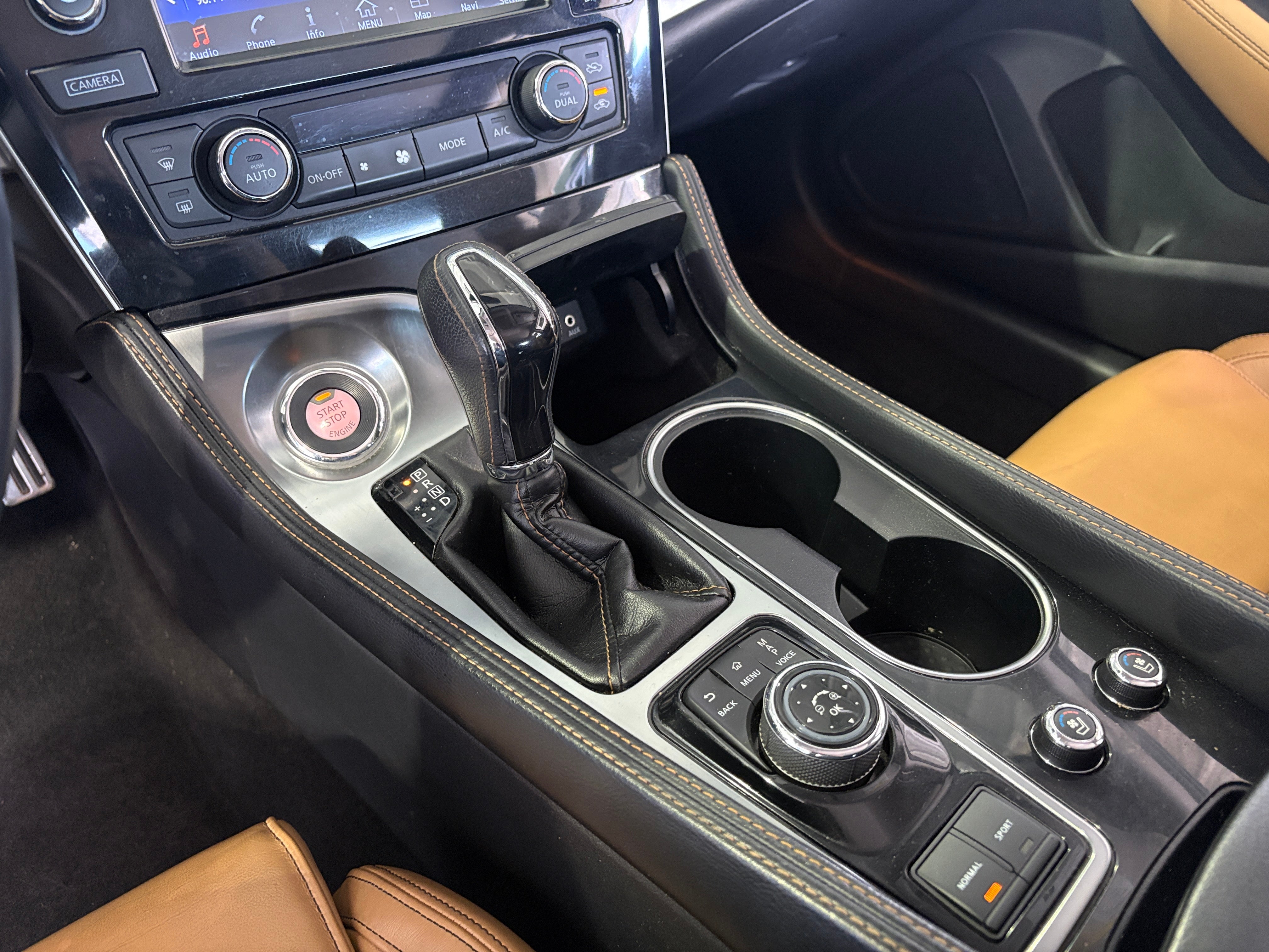 2016 Nissan Maxima SR