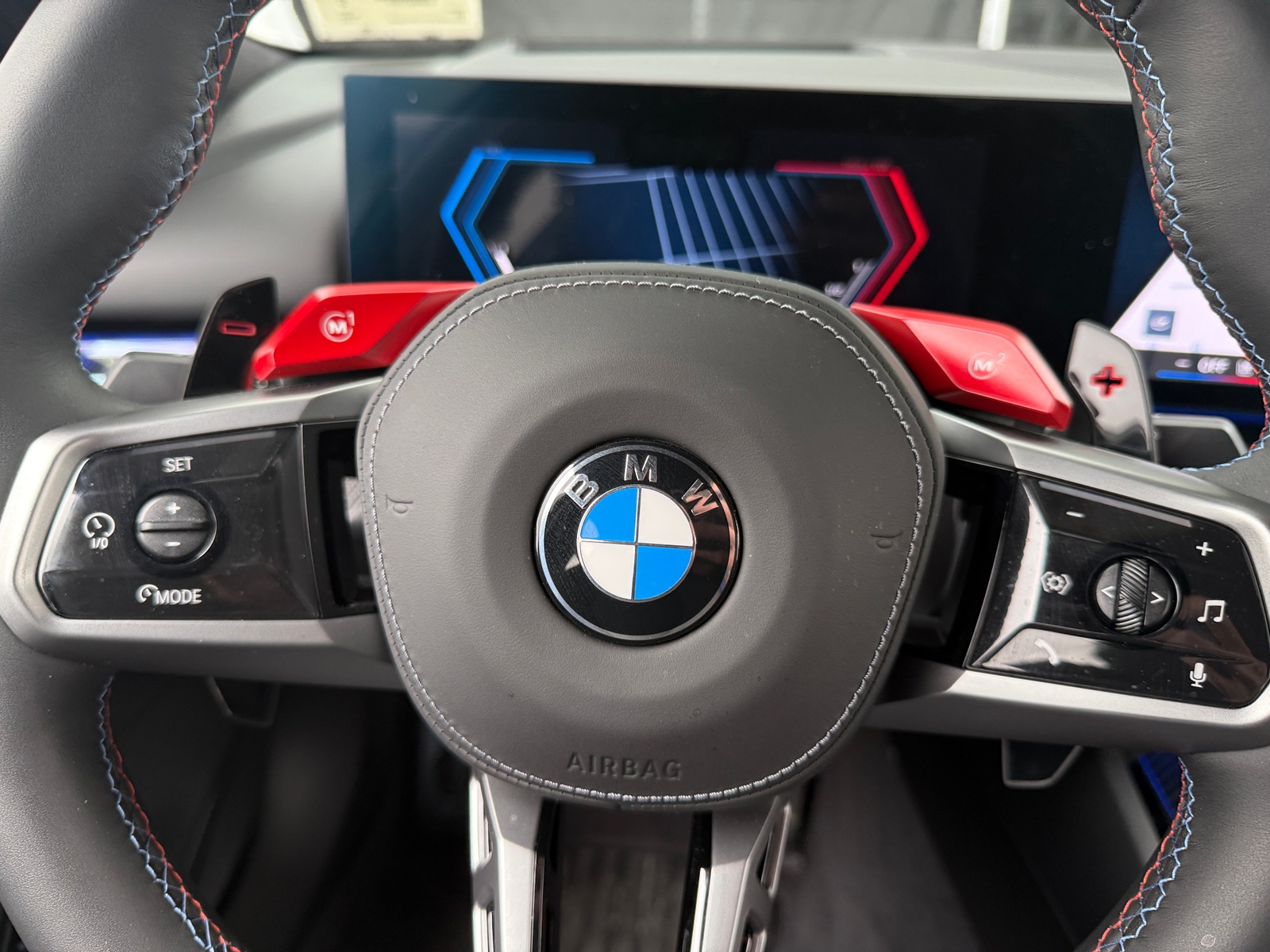 Thumbnail: 2026 BMW M5 - 4