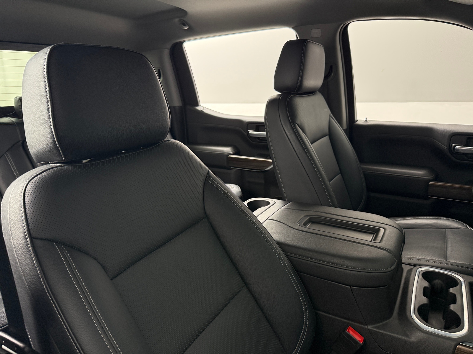 Thumbnail: 2021 Chevrolet Silverado 1500 - 2