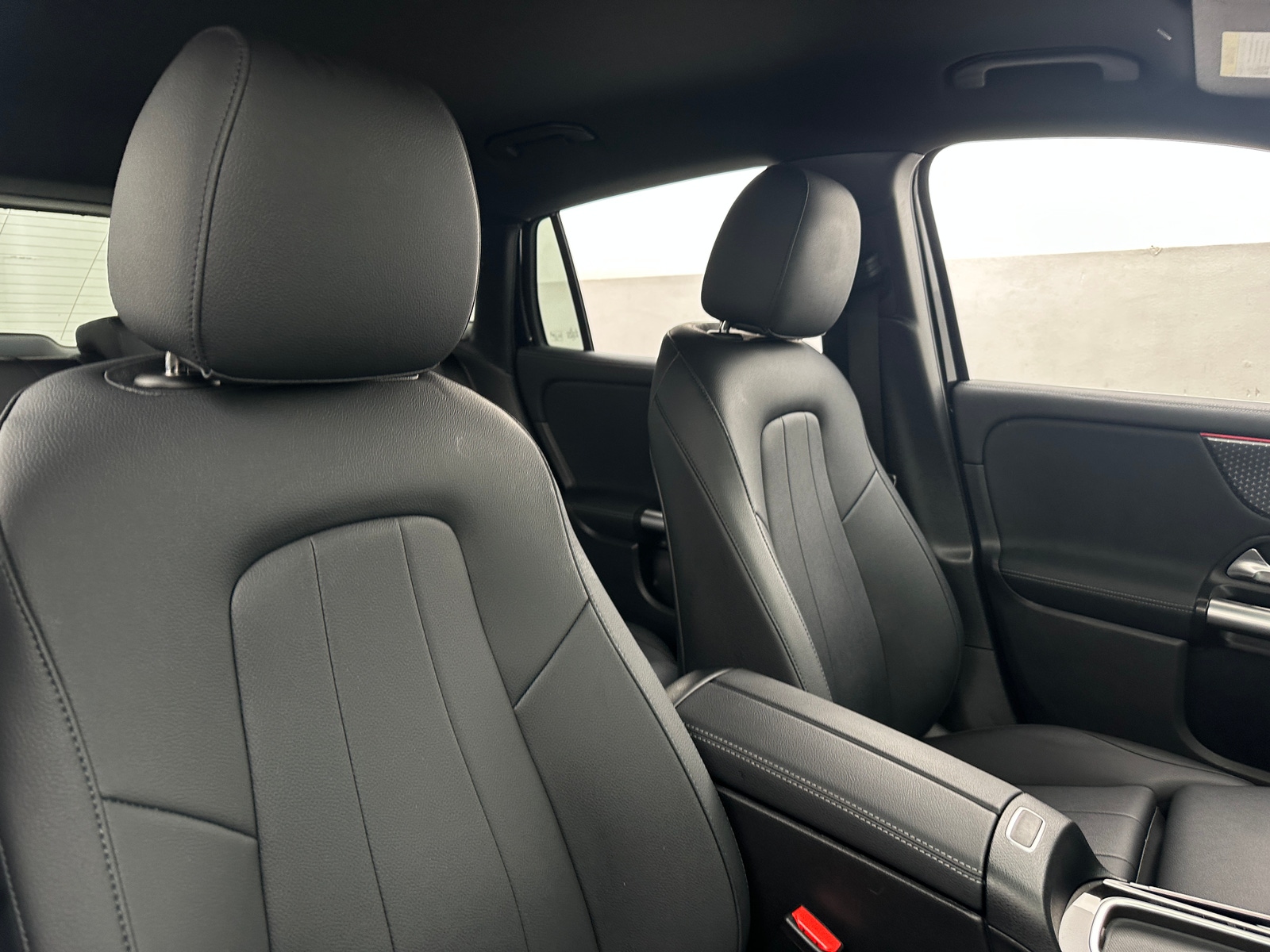 Thumbnail: 2025 Mercedes-Benz GLA - 2