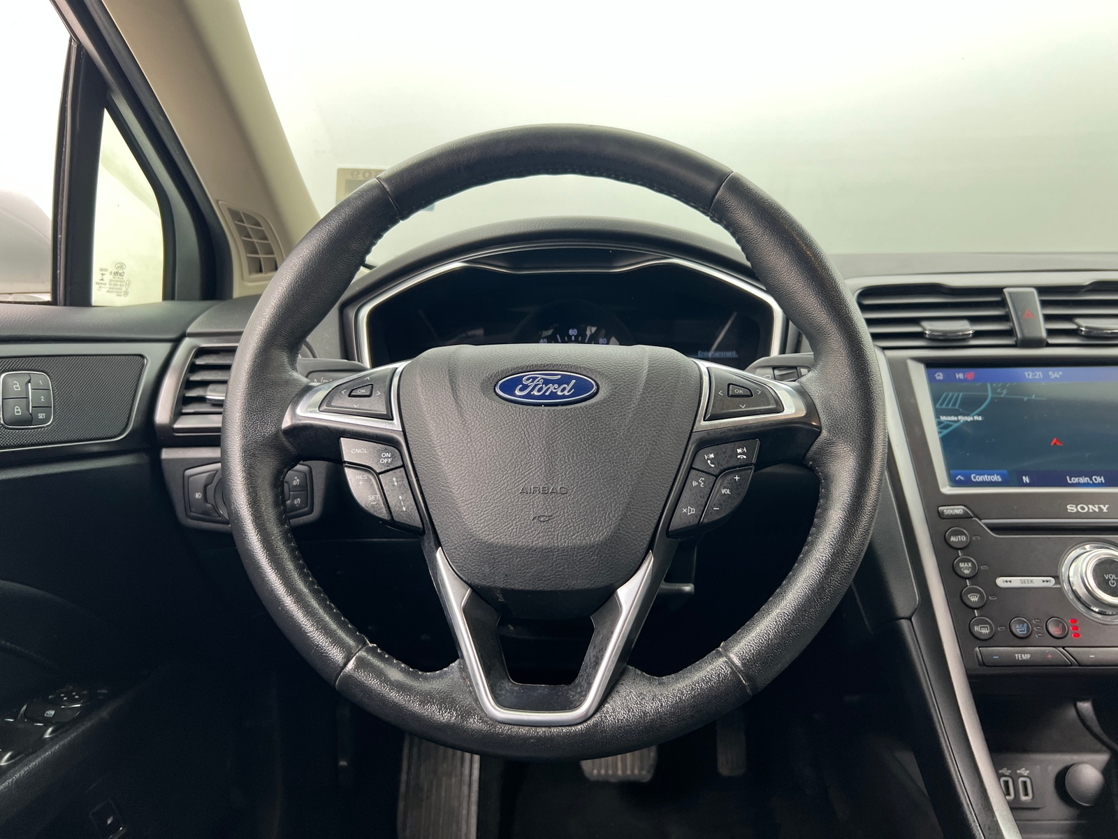 Thumbnail: 2019 Ford Fusion - 4