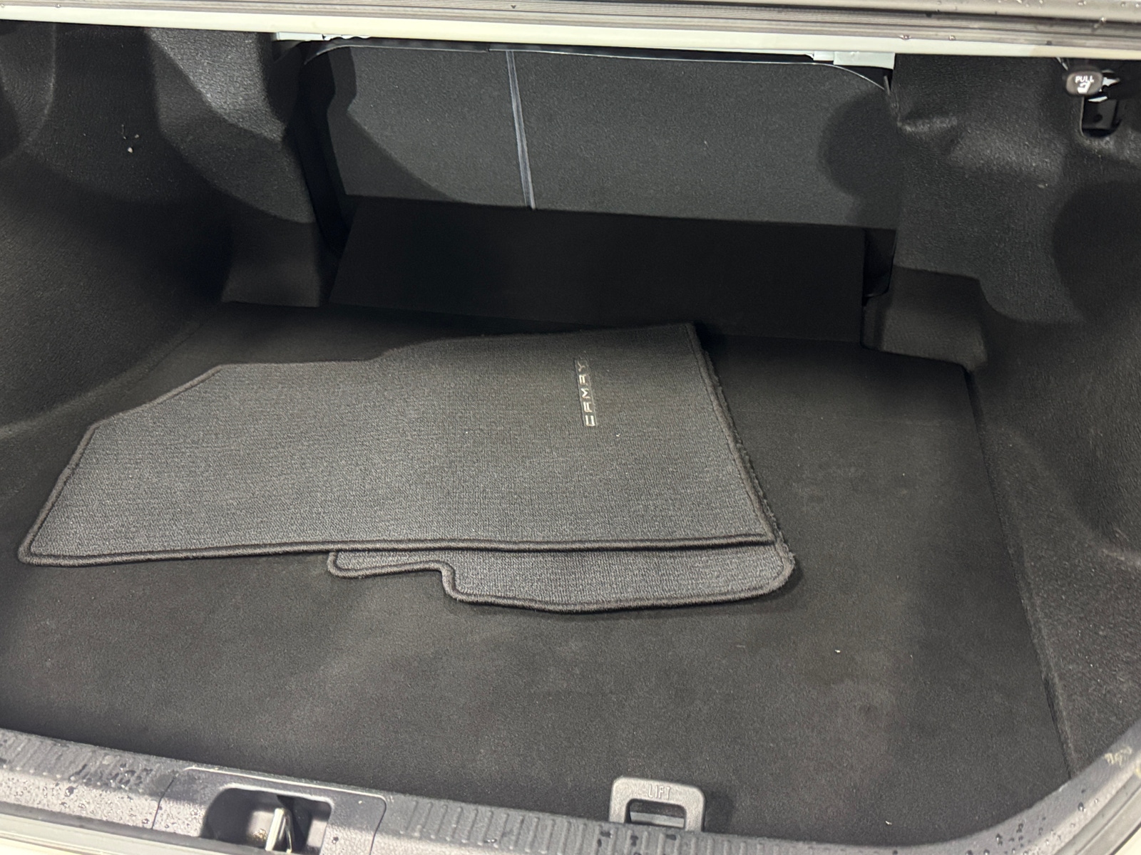 Thumbnail: 2021 Toyota Camry - 6