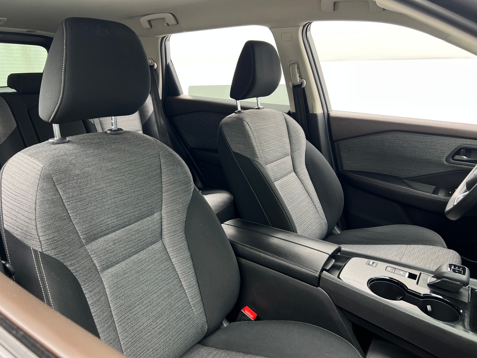 Thumbnail: 2021 Nissan Rogue - 2