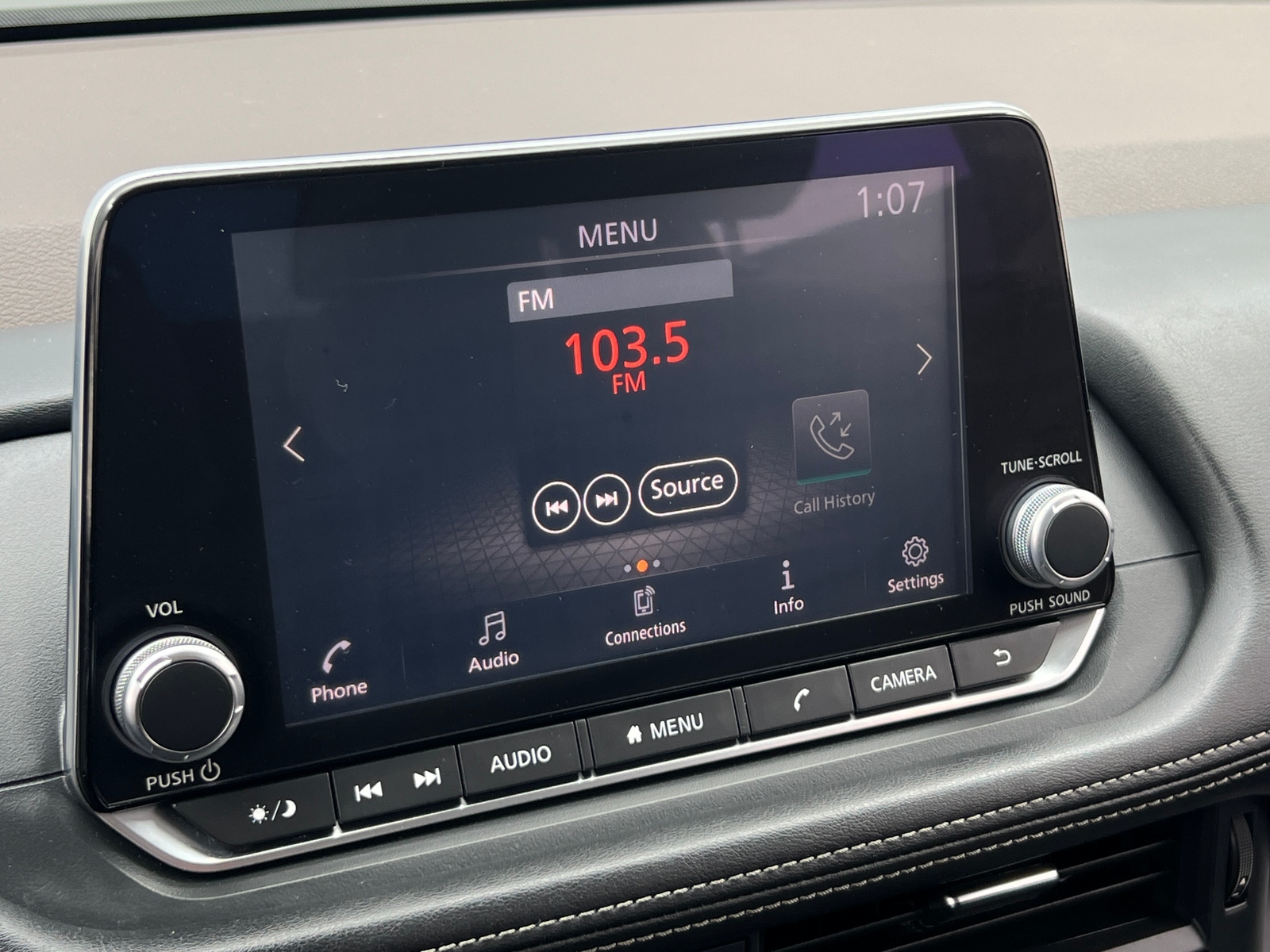 Thumbnail: 2021 Nissan Rogue - 4