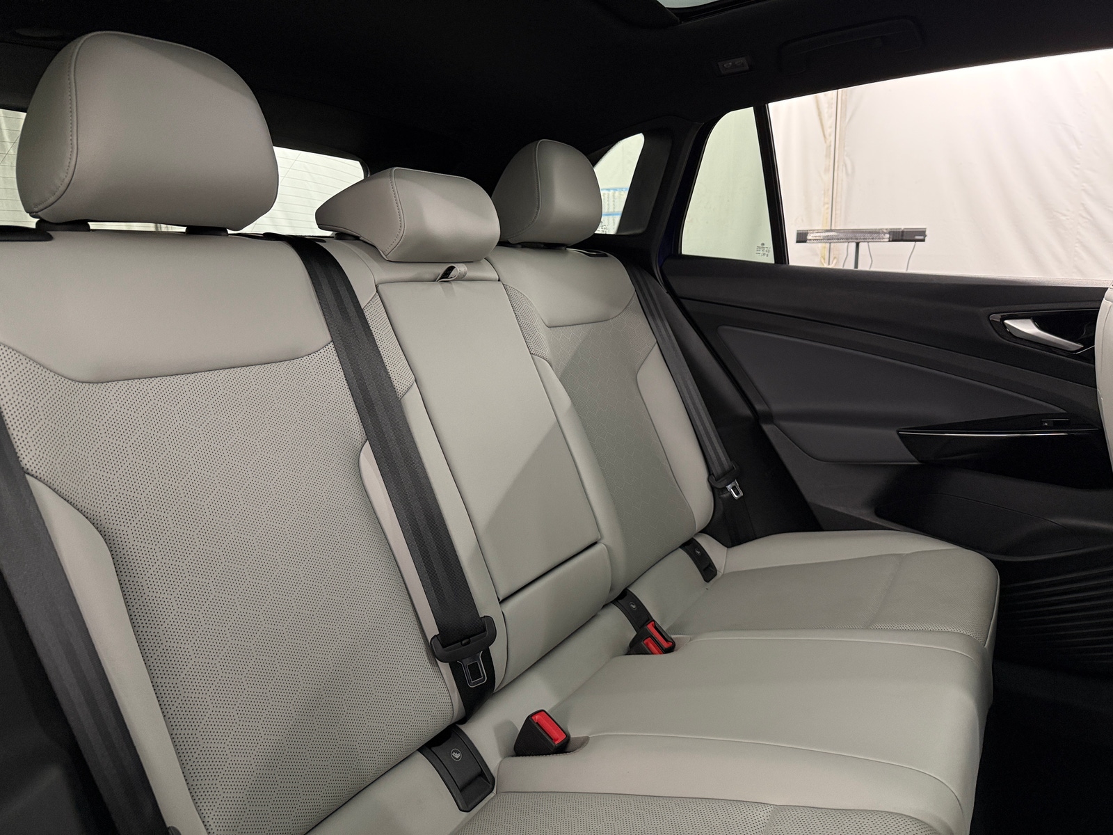 Thumbnail: 2022 Volkswagen ID.4 - 5