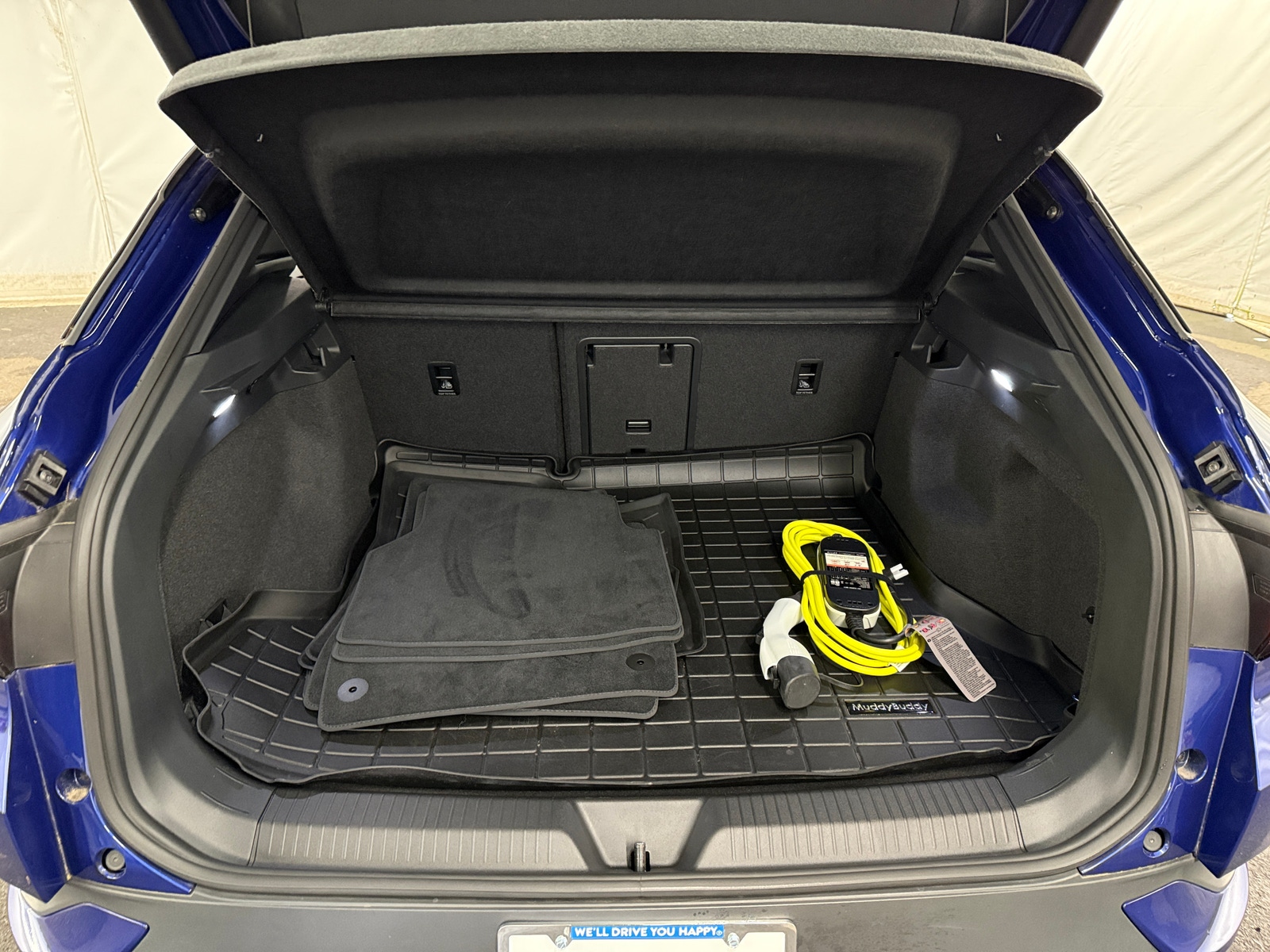 Thumbnail: 2022 Volkswagen ID.4 - 6