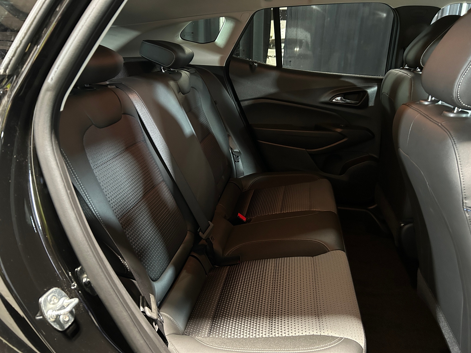 Thumbnail: 2025 Chevrolet Trax - 6