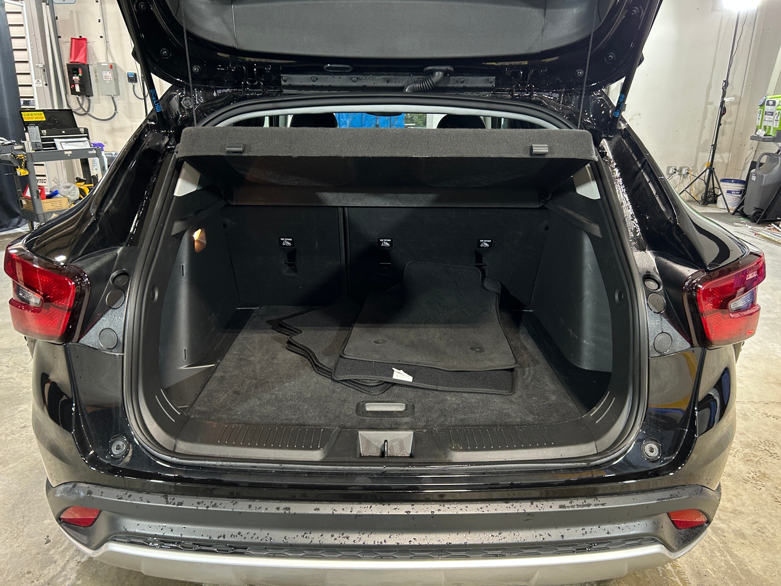 Thumbnail: 2025 Chevrolet Trax - 7