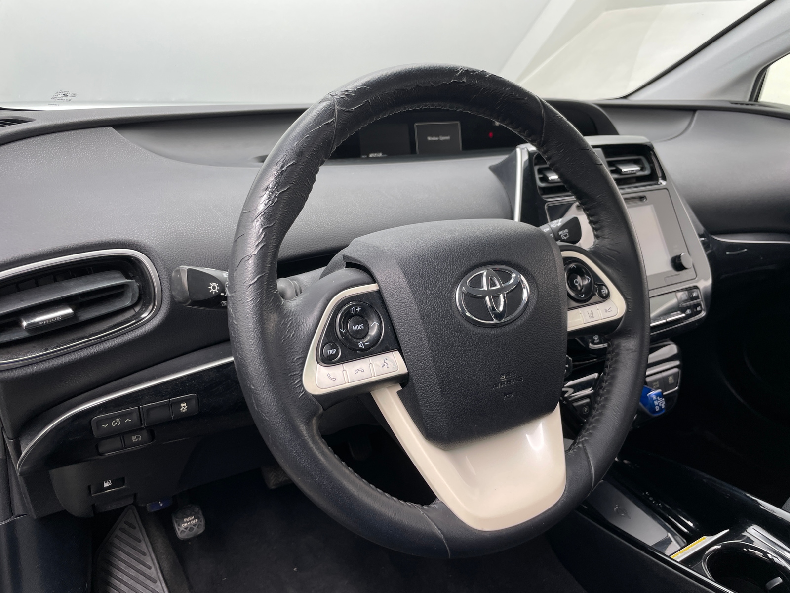 Thumbnail: 2017 Toyota Prius - 5