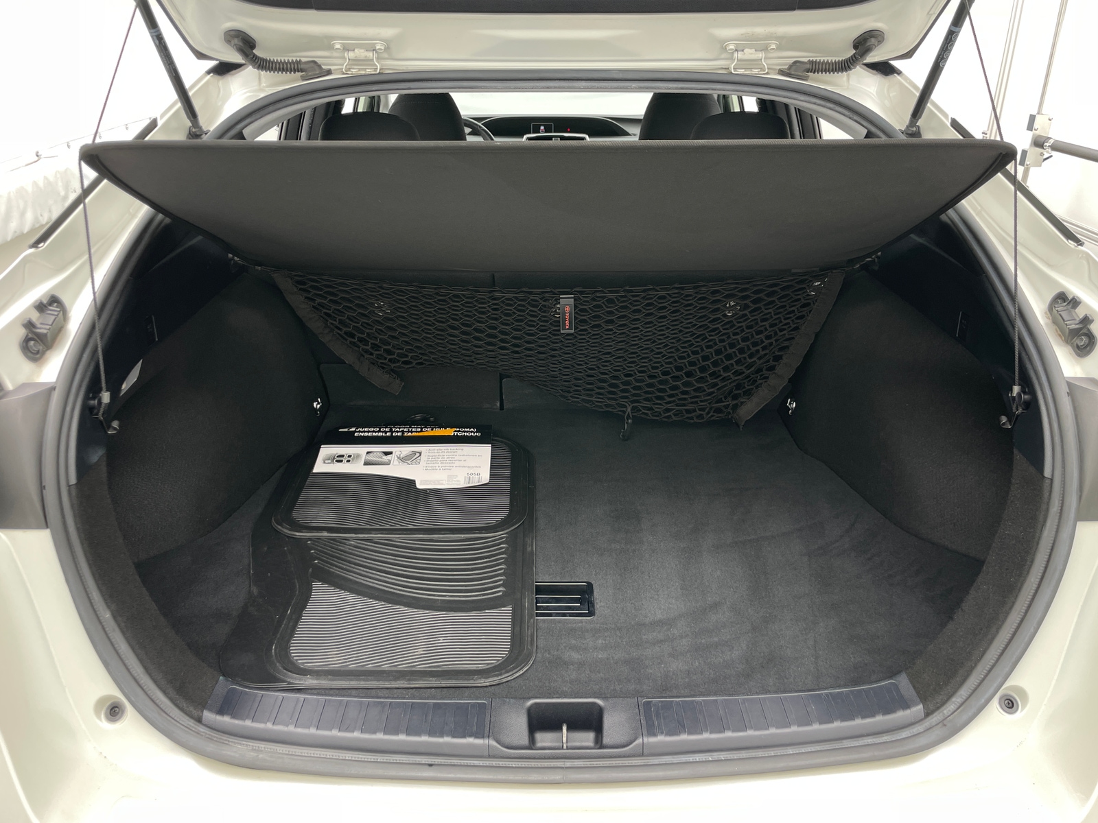 Thumbnail: 2017 Toyota Prius - 7