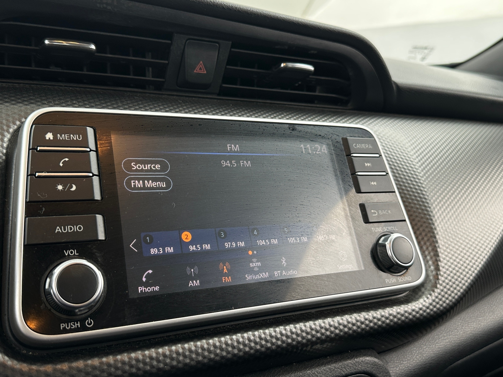 Thumbnail: 2019 Nissan Kicks - 4