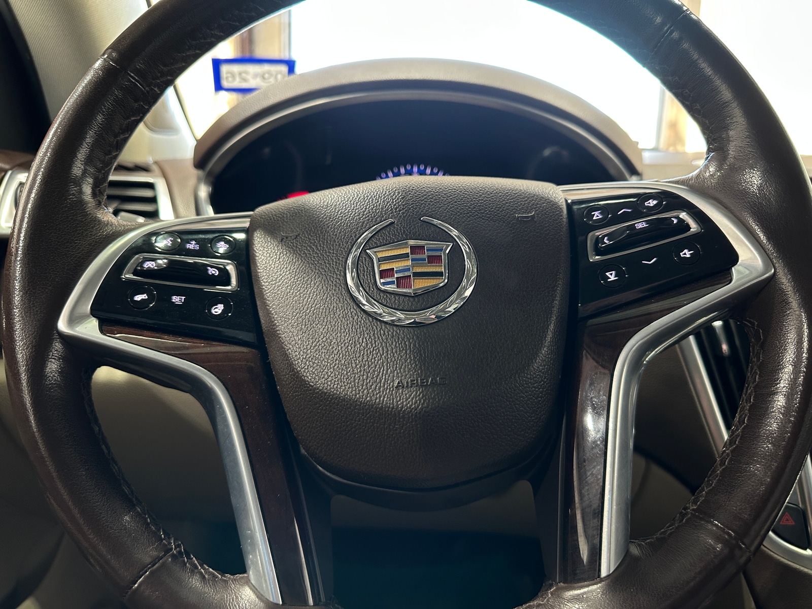 Thumbnail: 2015 Cadillac SRX - 4