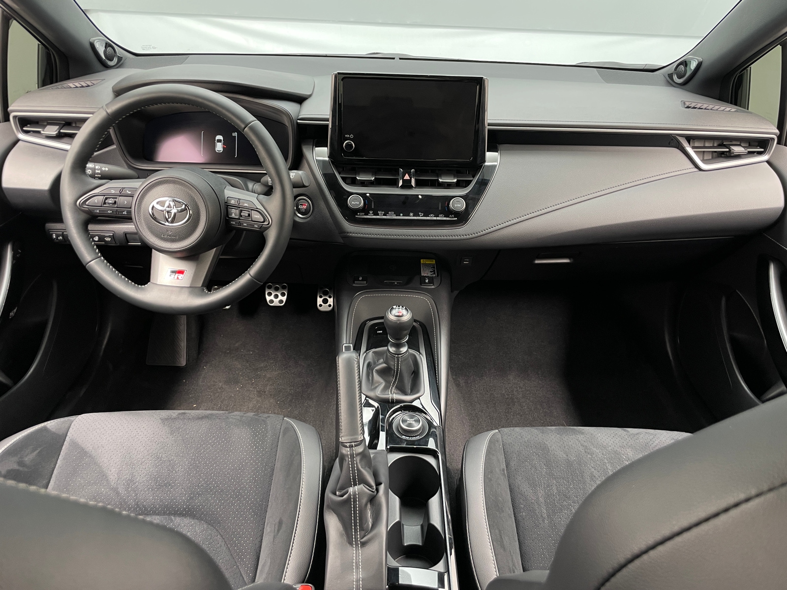 Thumbnail: 2025 Toyota GR Corolla - 3