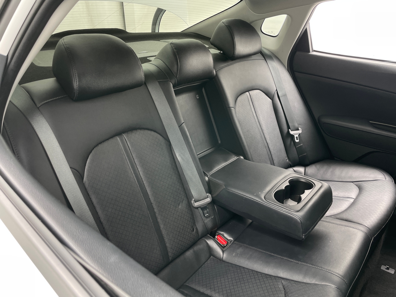 Thumbnail: 2019 Kia Optima - 6