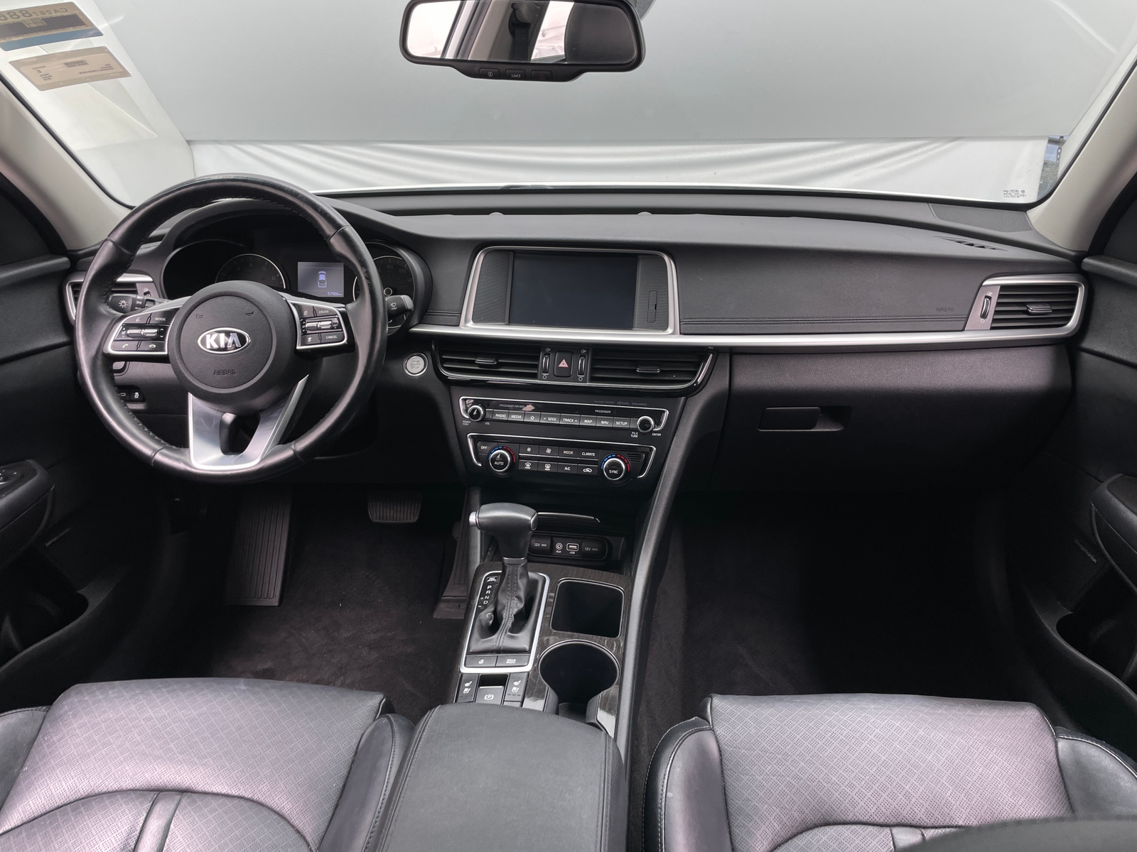 Thumbnail: 2019 Kia Optima - 3