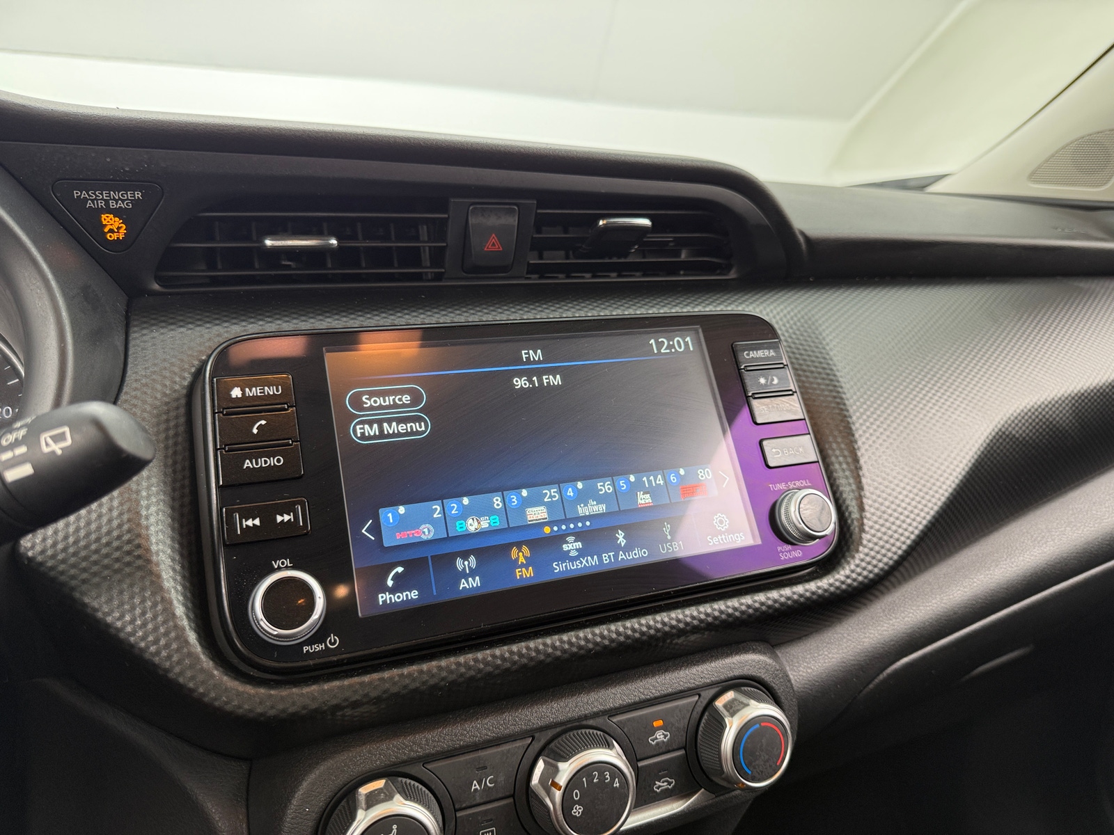 Thumbnail: 2024 Nissan Kicks - 4