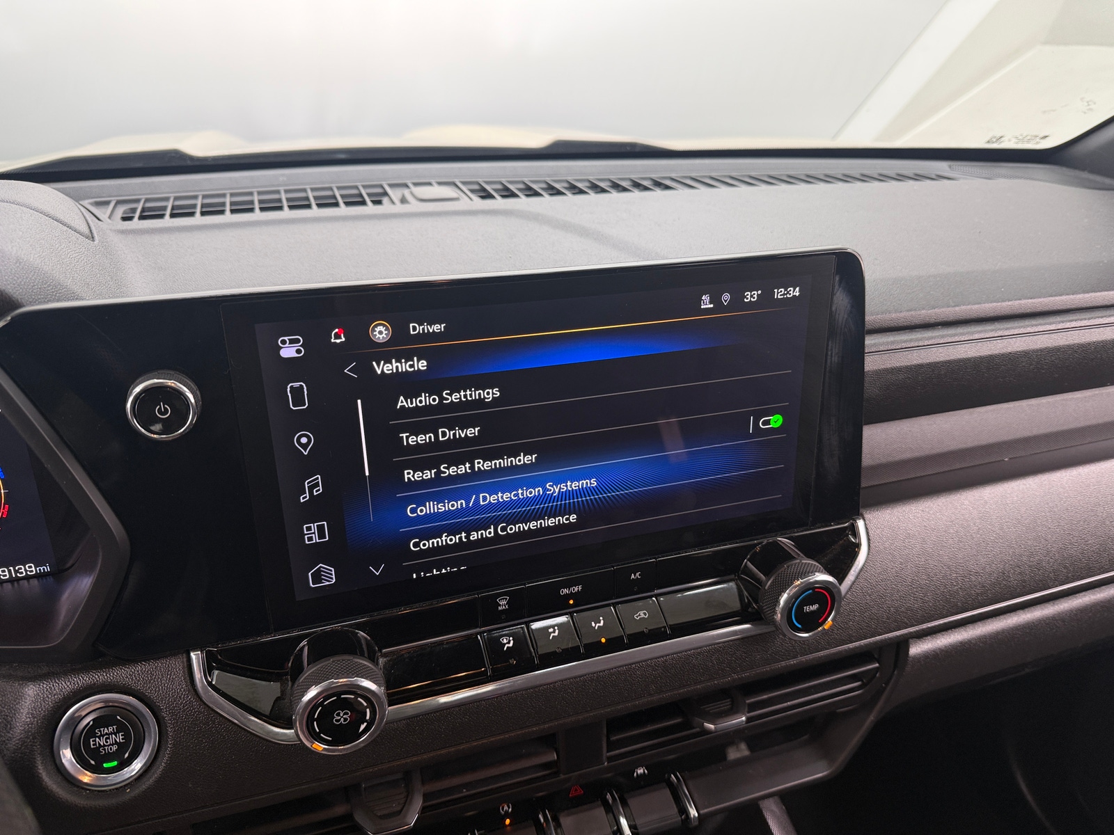 Thumbnail: 2024 Chevrolet Colorado - 4