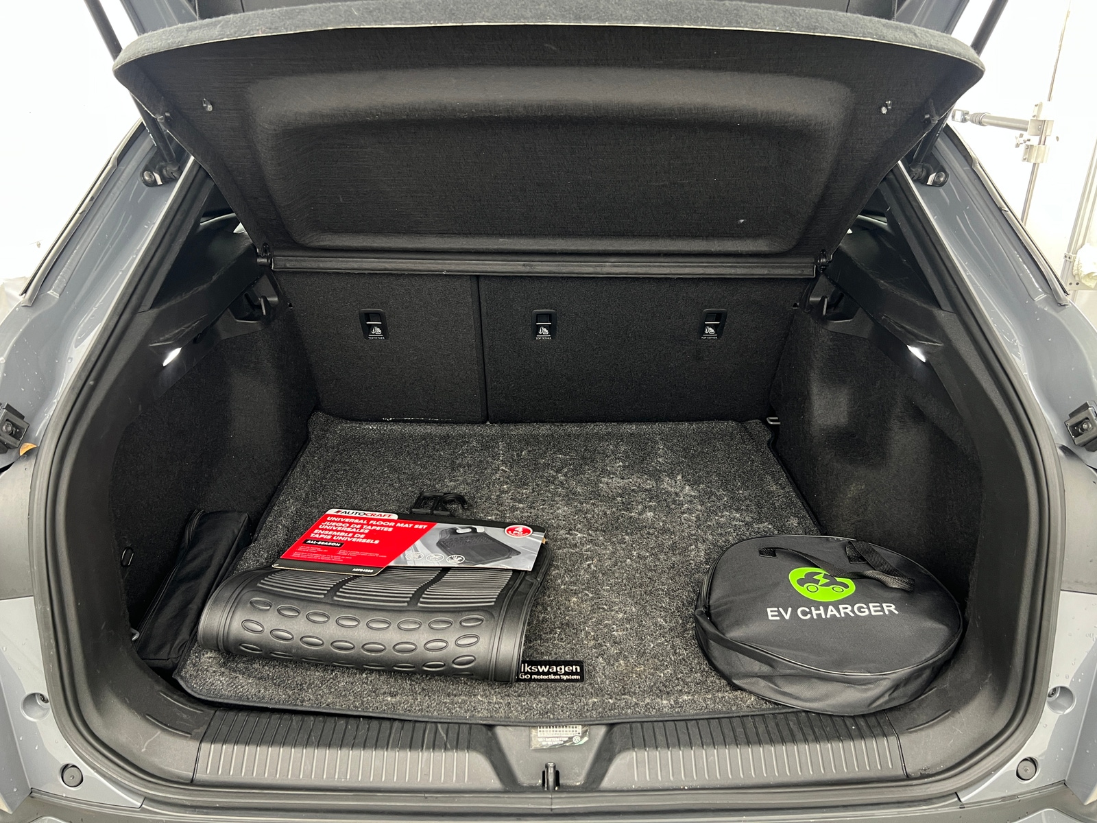 Thumbnail: 2023 Volkswagen ID.4 - 7