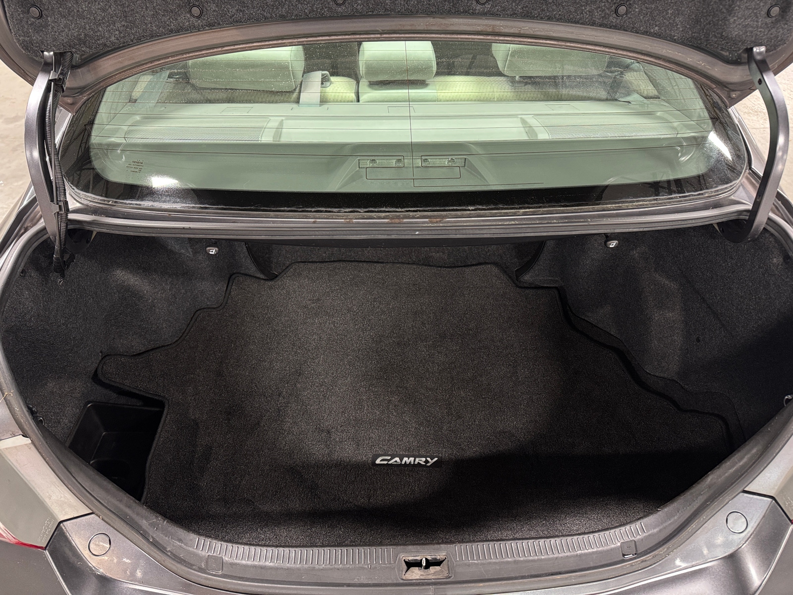 Thumbnail: 2011 Toyota Camry - 7