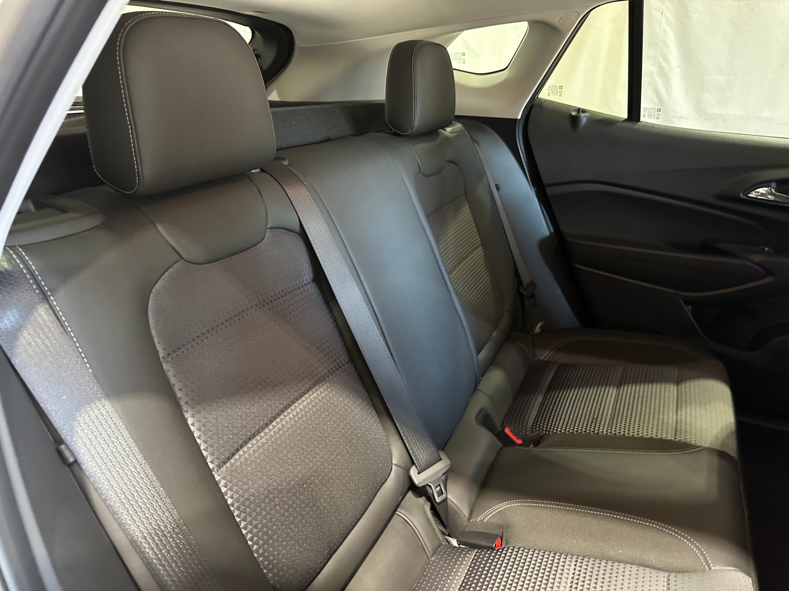 Thumbnail: 2025 Chevrolet Trax - 6