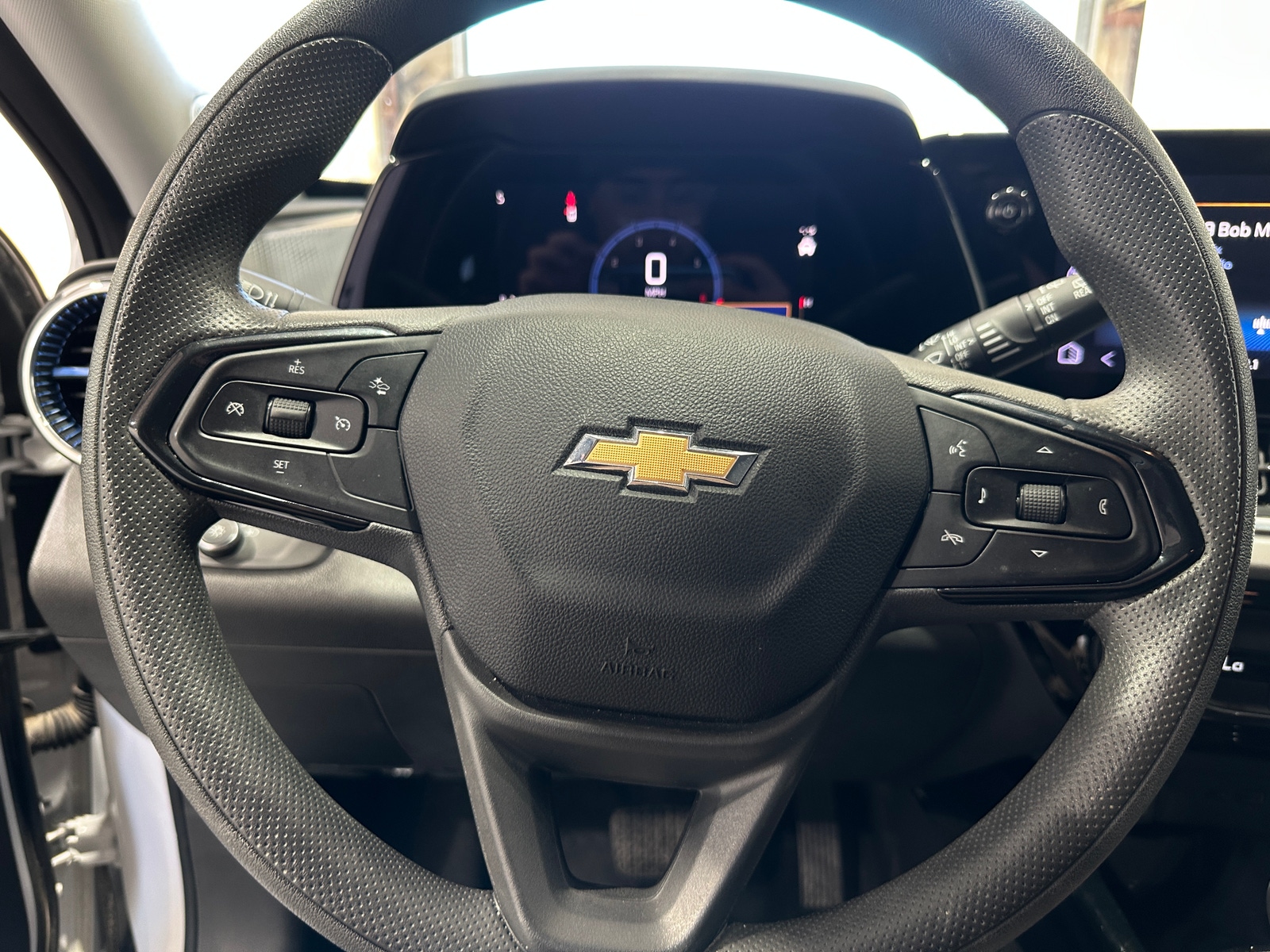 Thumbnail: 2025 Chevrolet Trax - 5