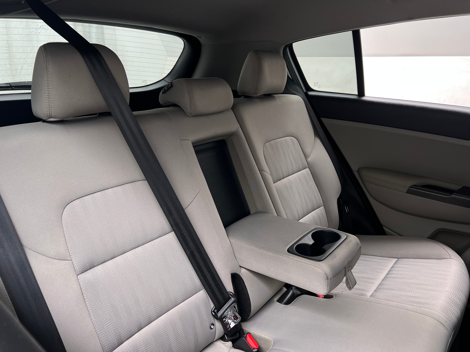 Thumbnail: 2022 Kia Sportage - 6