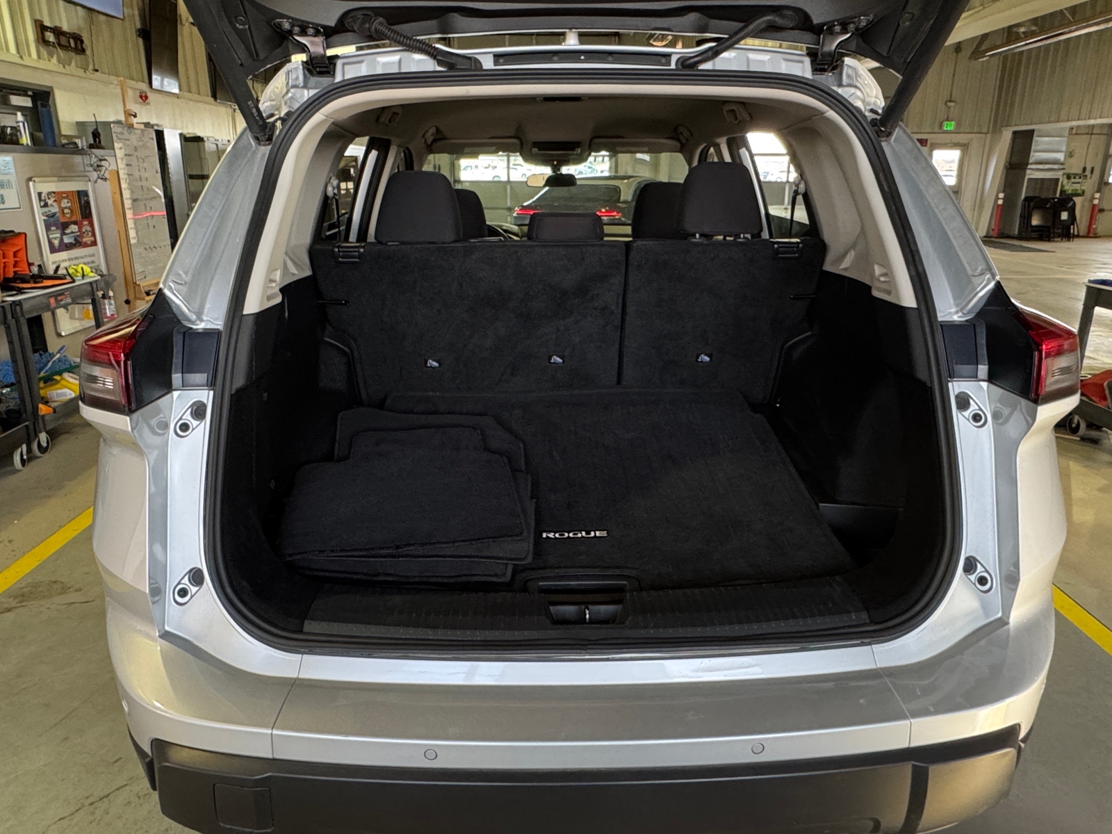 Thumbnail: 2025 Nissan Rogue - 7