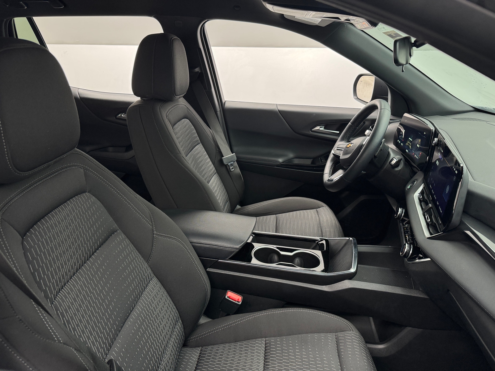 Thumbnail: 2025 Chevrolet Equinox - 2