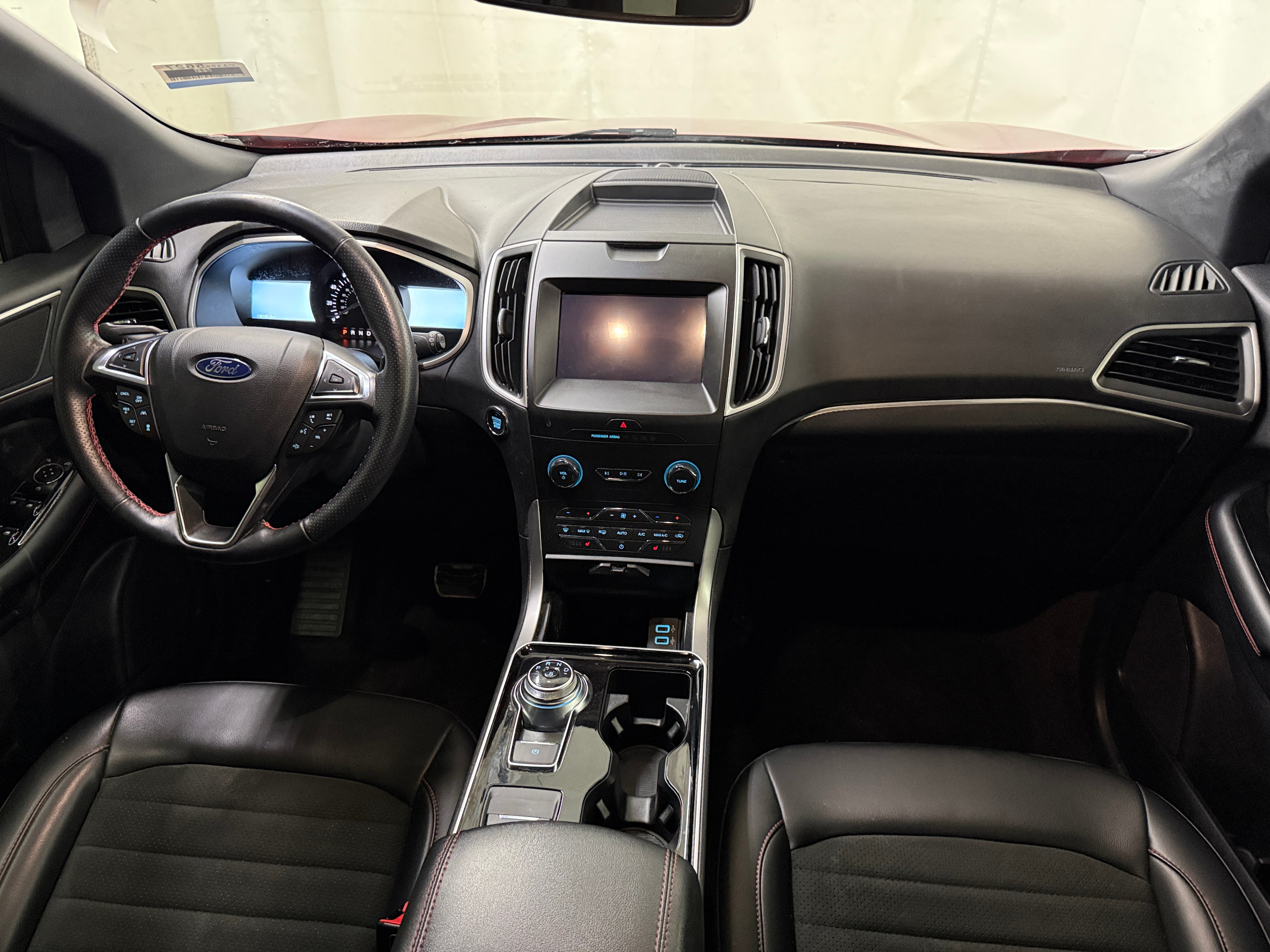 2020 Ford Edge ST Line - Photo 5