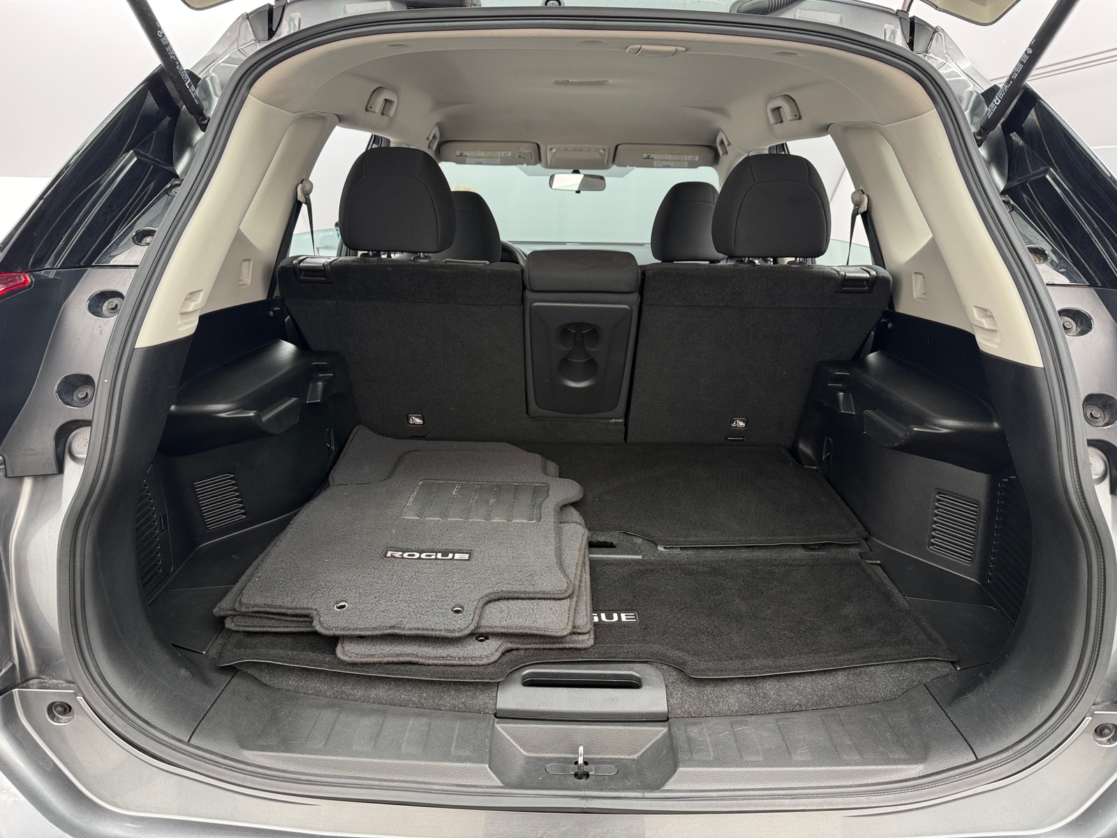 Thumbnail: 2018 Nissan Rogue - 7