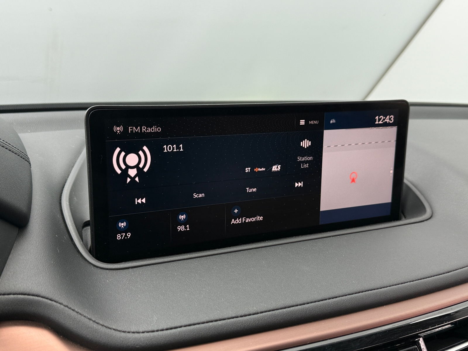 Thumbnail: 2022 Acura MDX - 3