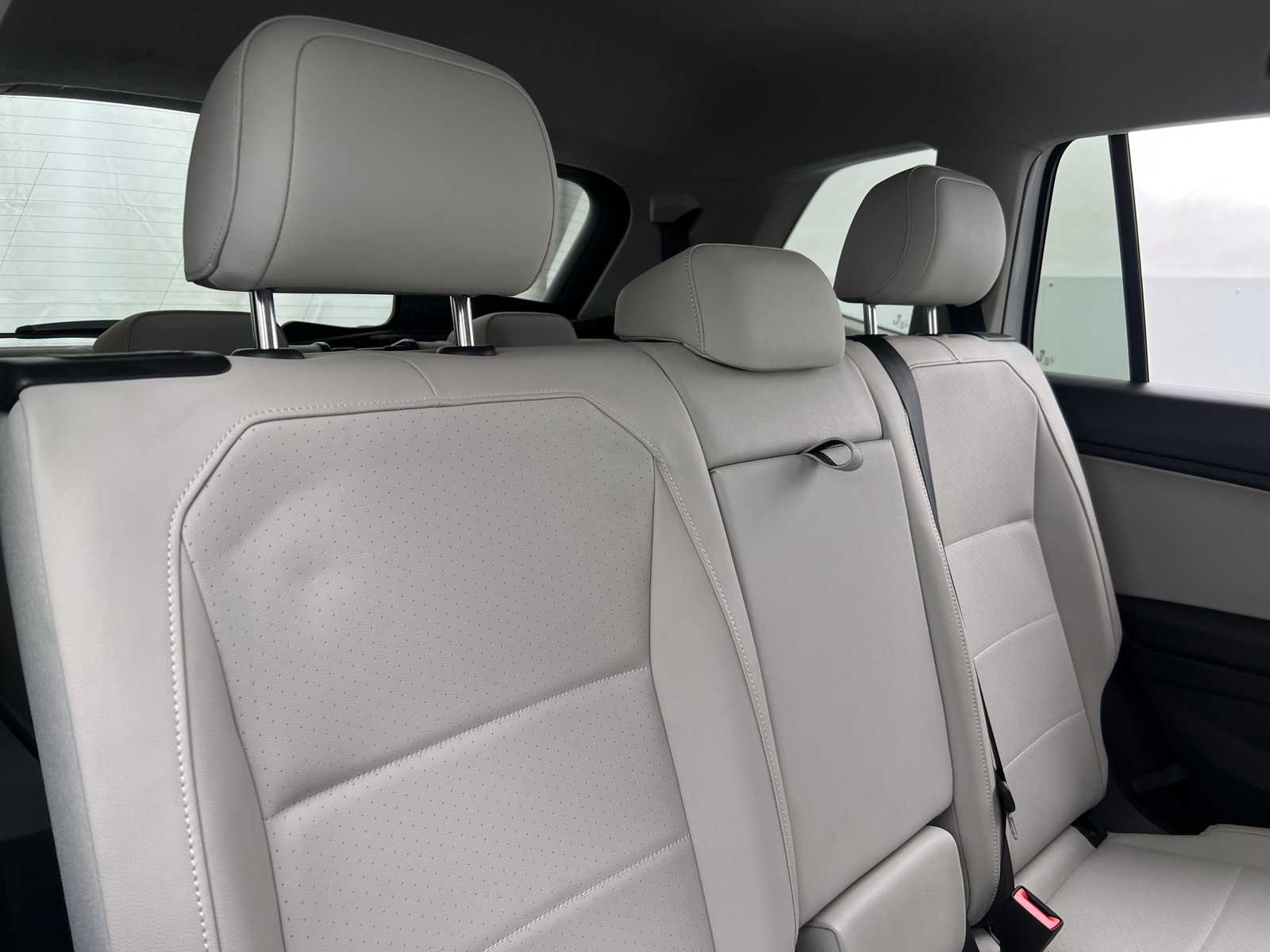 Thumbnail: 2020 Volkswagen Tiguan - 6