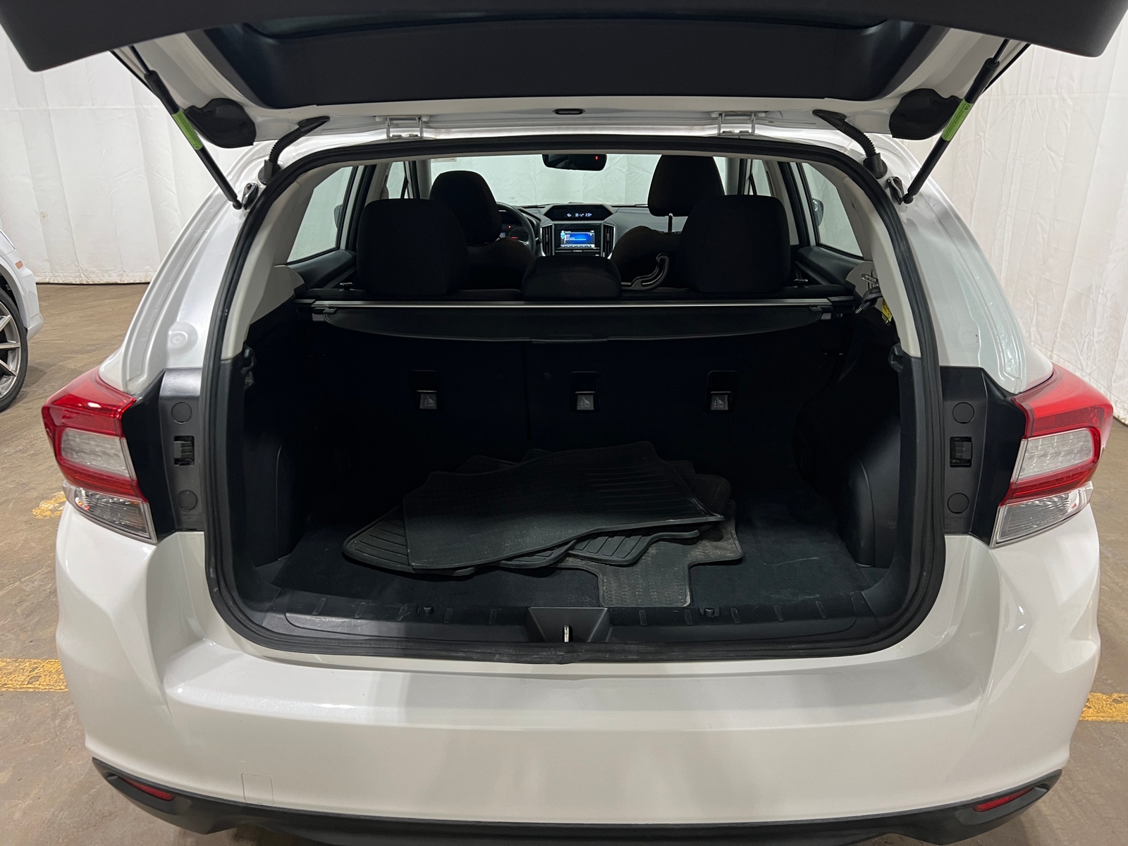 Thumbnail: 2017 Subaru Impreza - 7